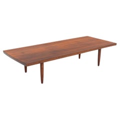 1960 George Nakashima Studio Tavolino basso, noce nero americano 24×60