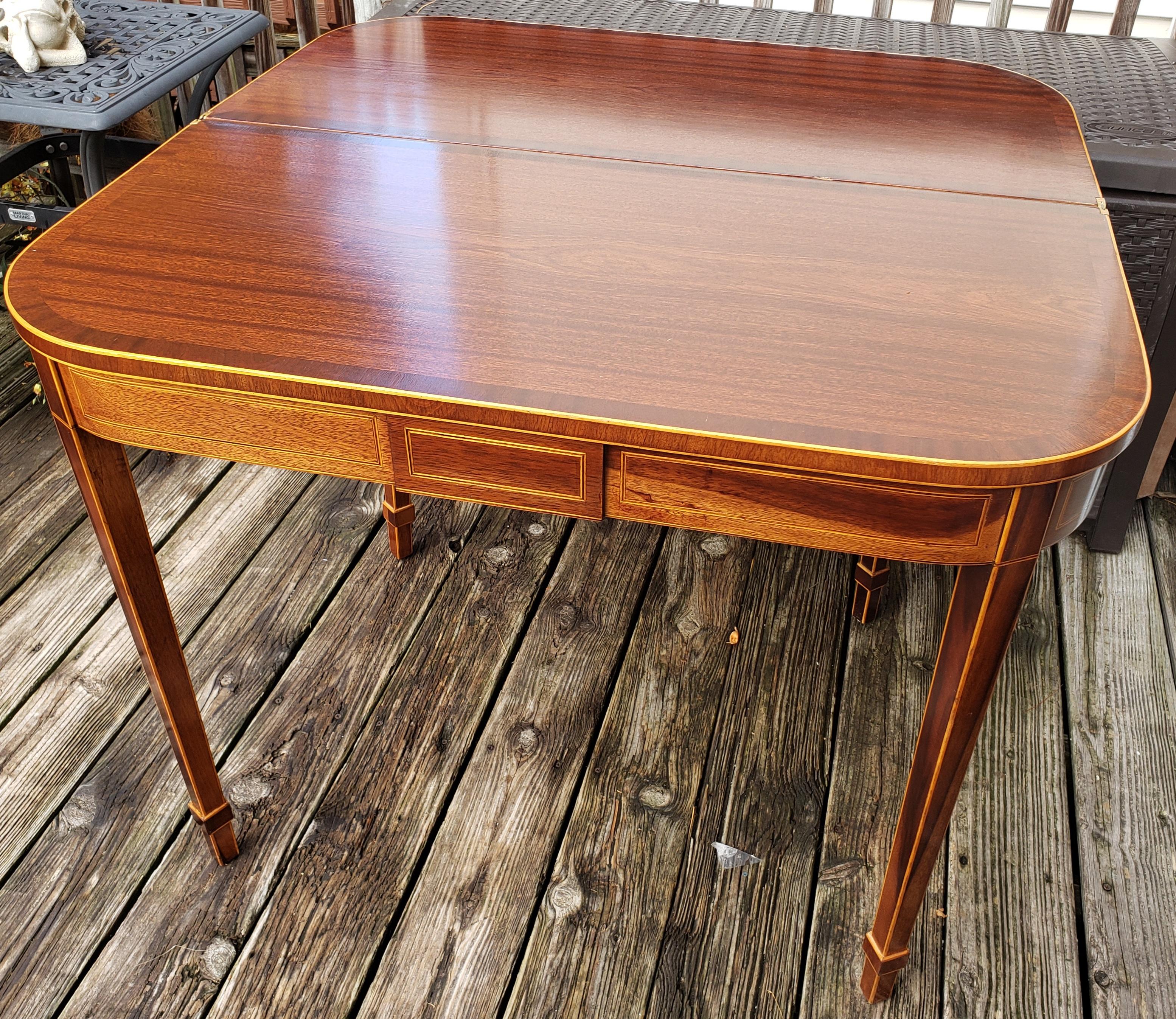 1960s Georgian Furnishing Mahogany and Satinwood Inlaid Console Game Table In Good Condition For Sale In Germantown, MD