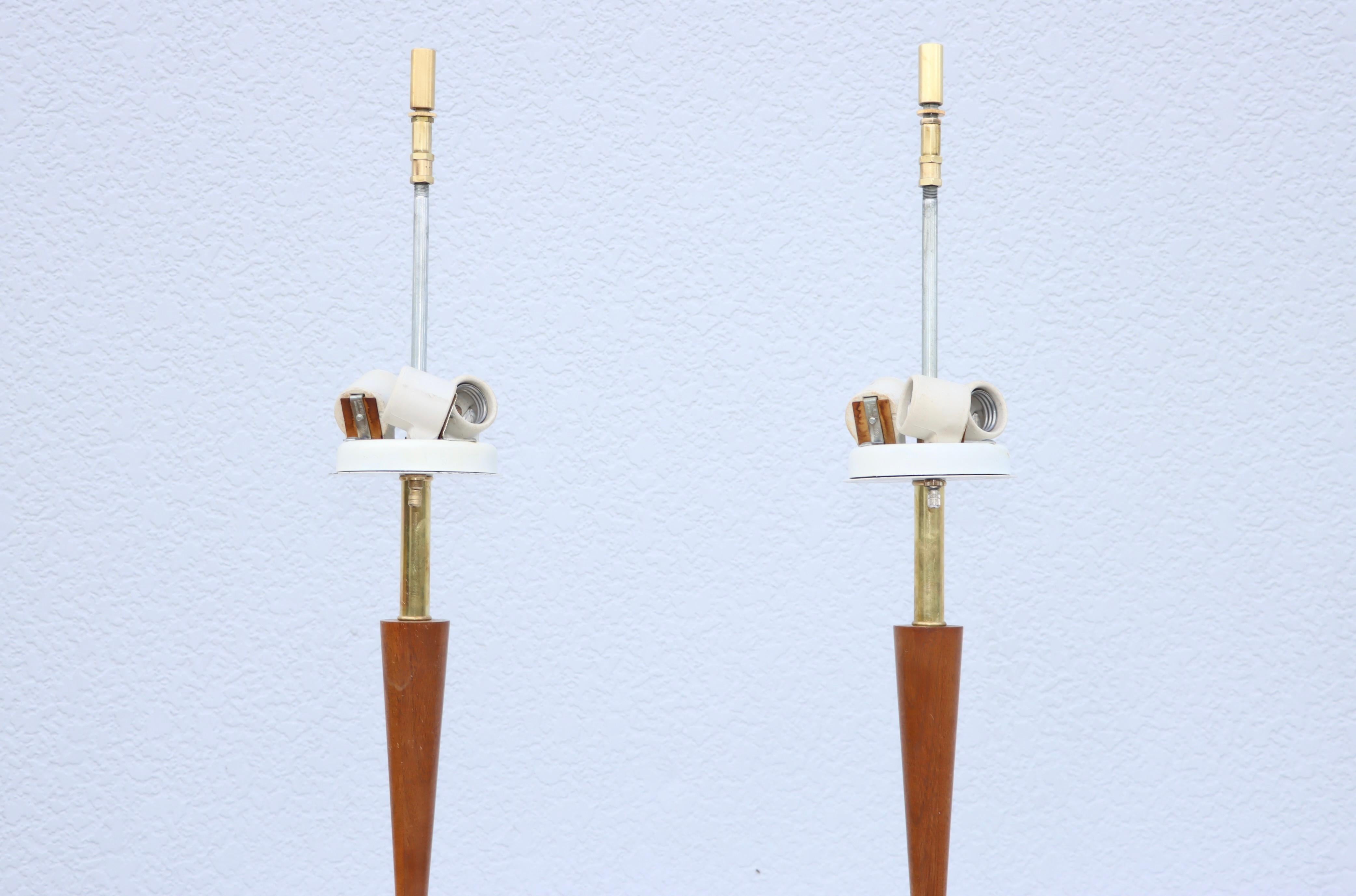 Mid-Century Modern Lampes de table modernes Gerald Thurston pour Lightolier des années 1960 en vente