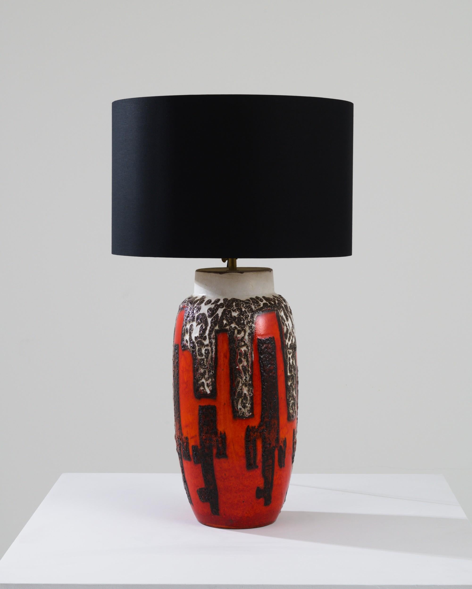 1960s German Ceramic Vase Table Lamp In Good Condition For Sale In High Point, NC