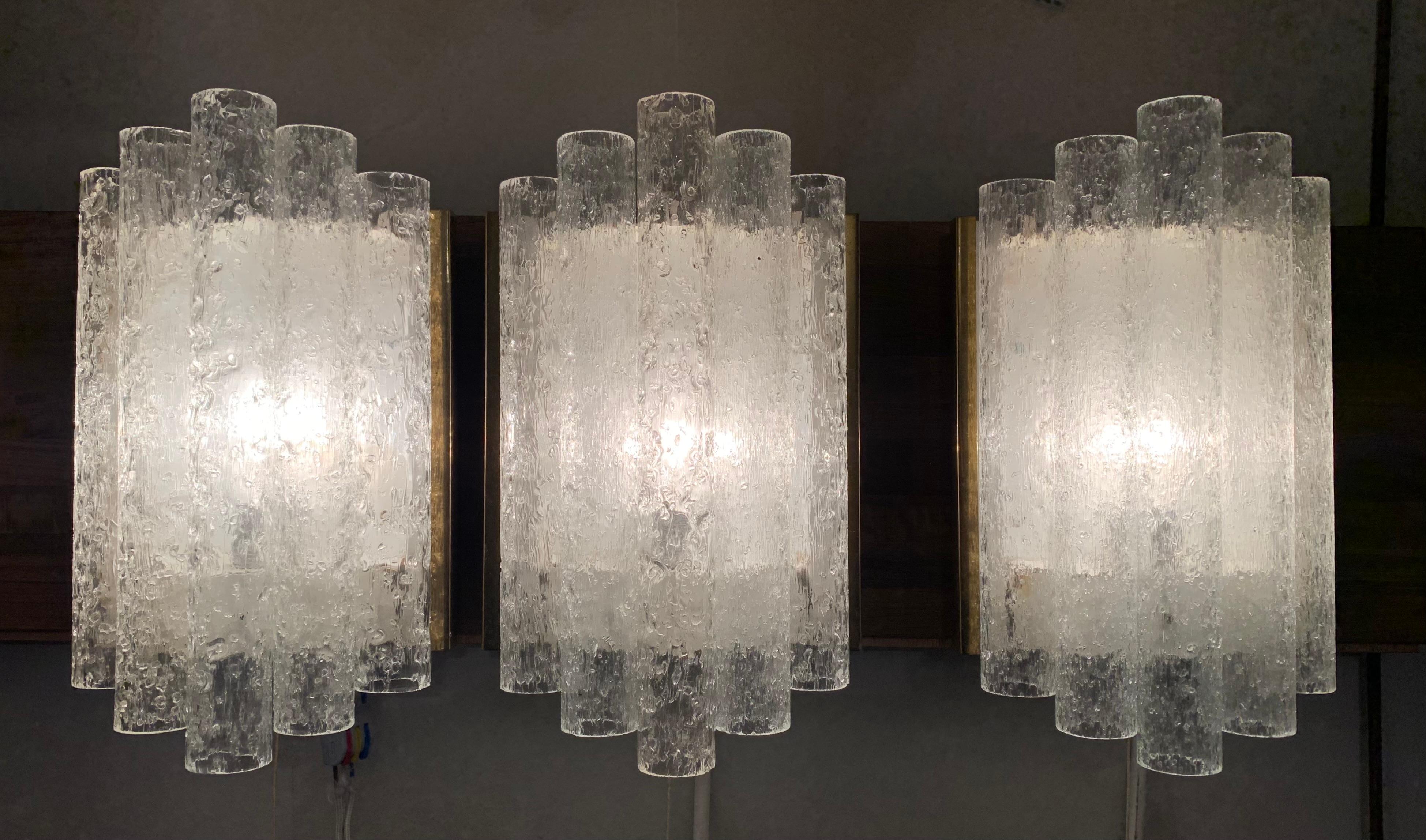 1960s German Doria Leuchten Ice Frosted Tubular Glass & Brass Wall Sconce In Good Condition In London, GB