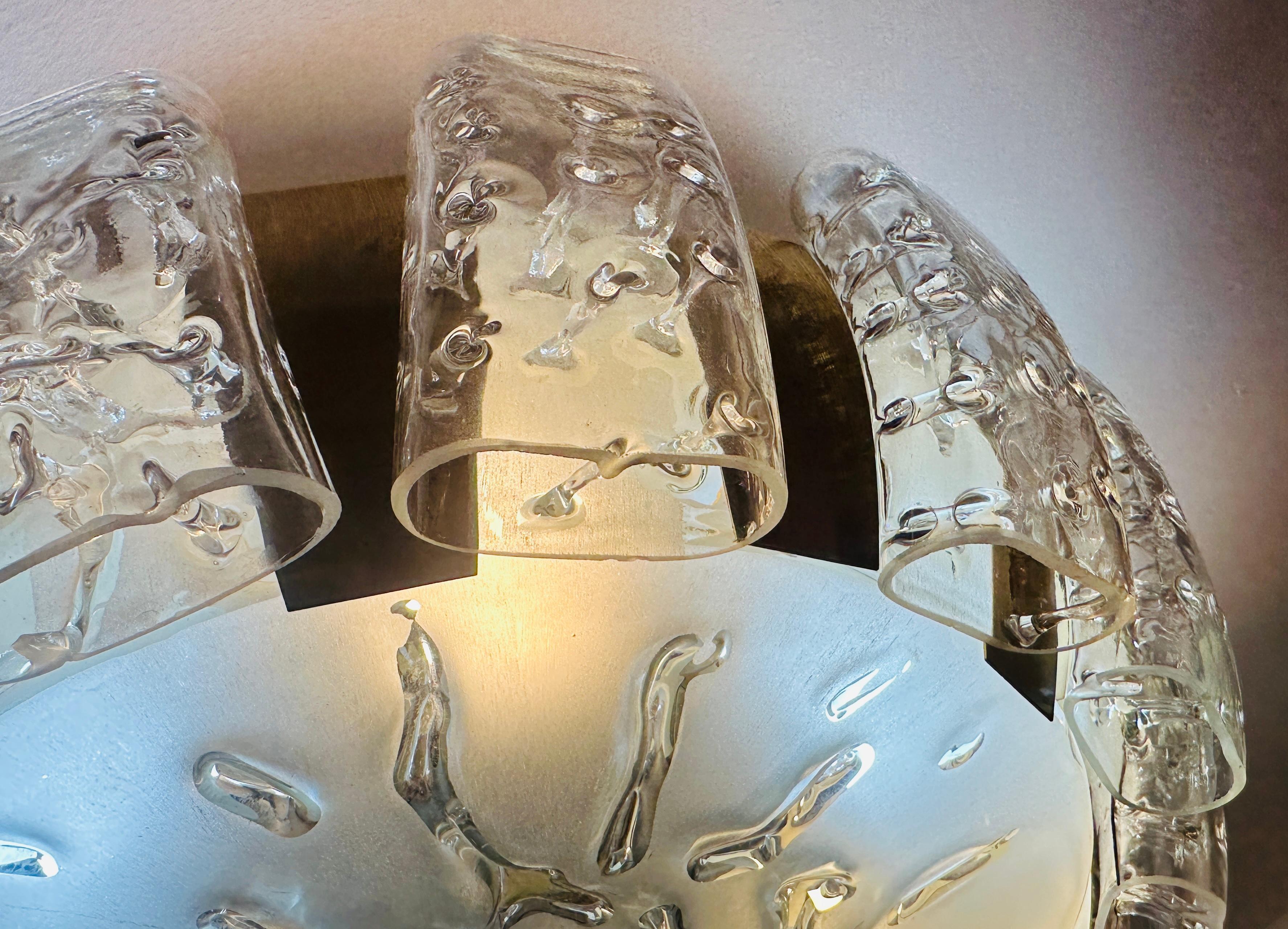 Lámpara de Techo Alemana Doria Leuchten de los Años 60 de Vidrio Esmerilado y Latón Flush Mount Metal en venta