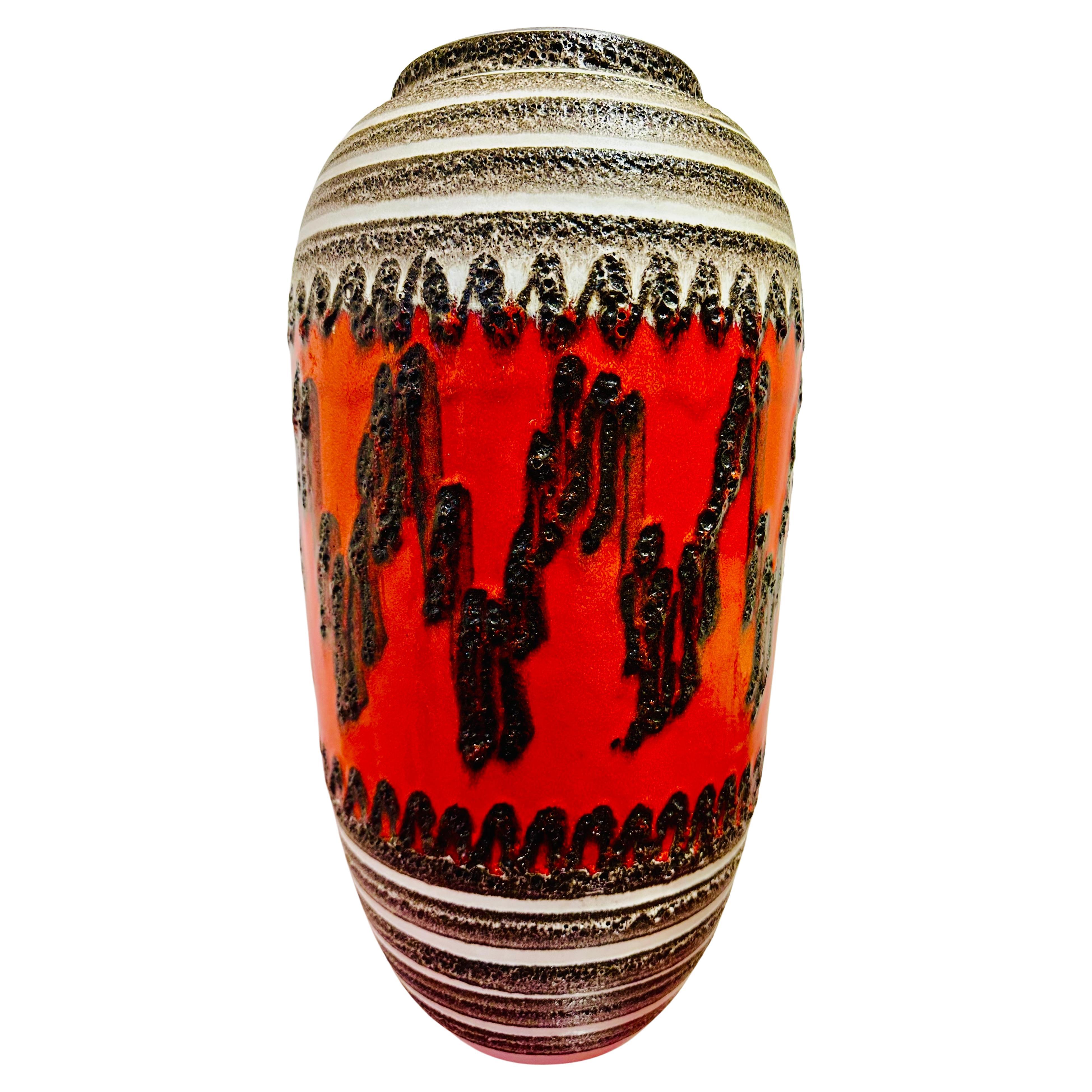 1960er Jahre Deutsch Fett Lava Scheurich Töpferei Orange glasiert Zig Zag Boden Vase 546 52