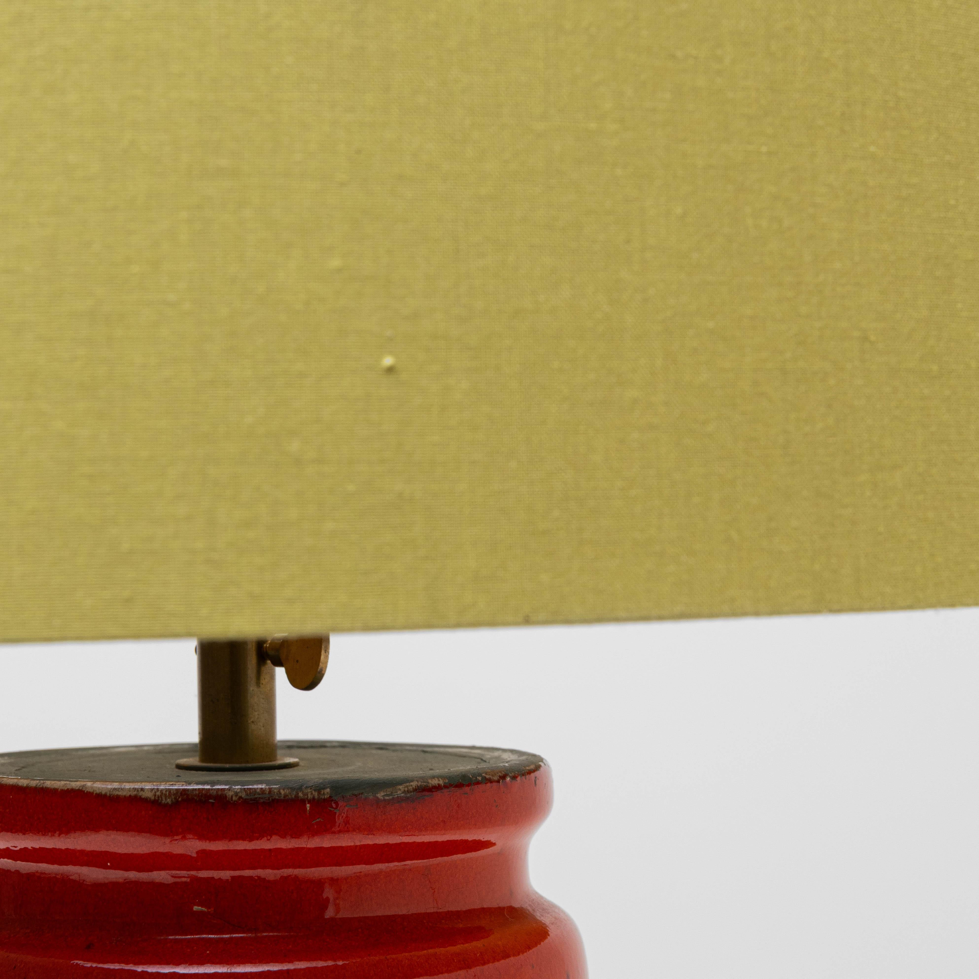 Lampe de table allemande des années 1960 en céramique verte et rouge en vente 6