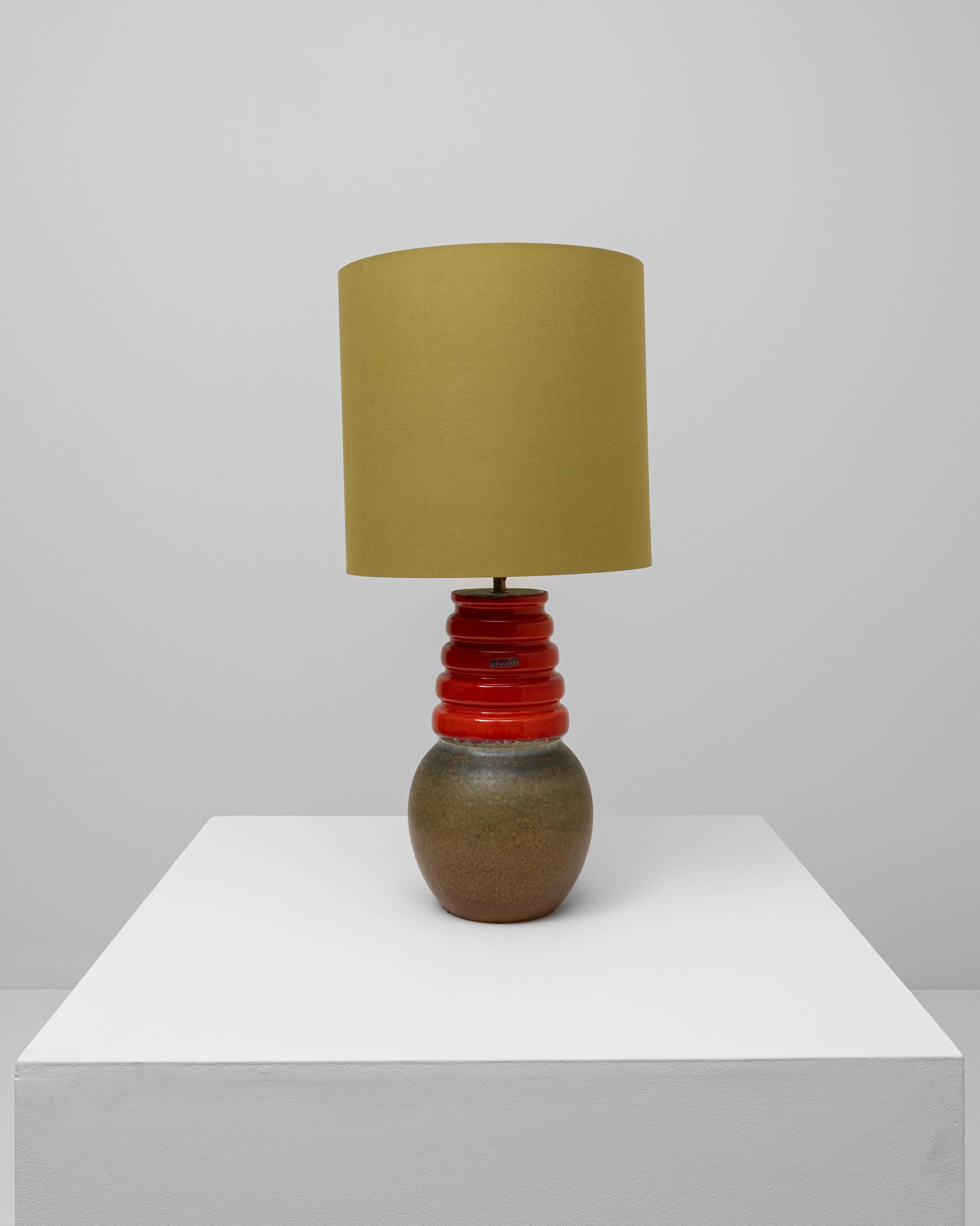 Lampe de table allemande des années 1960 en céramique verte et rouge en vente 1