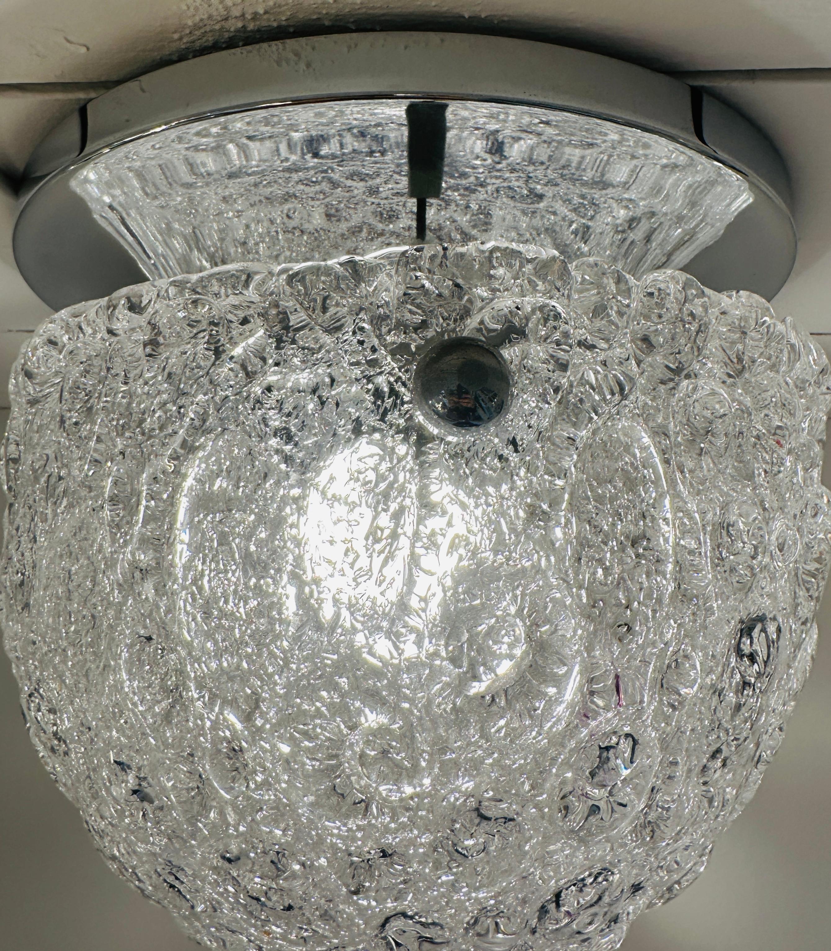 Deutsche Hillebrand Murano-Einbaubeleuchtung aus mattiertem Glas und poliertem Chrom, 1960er Jahre im Angebot 2