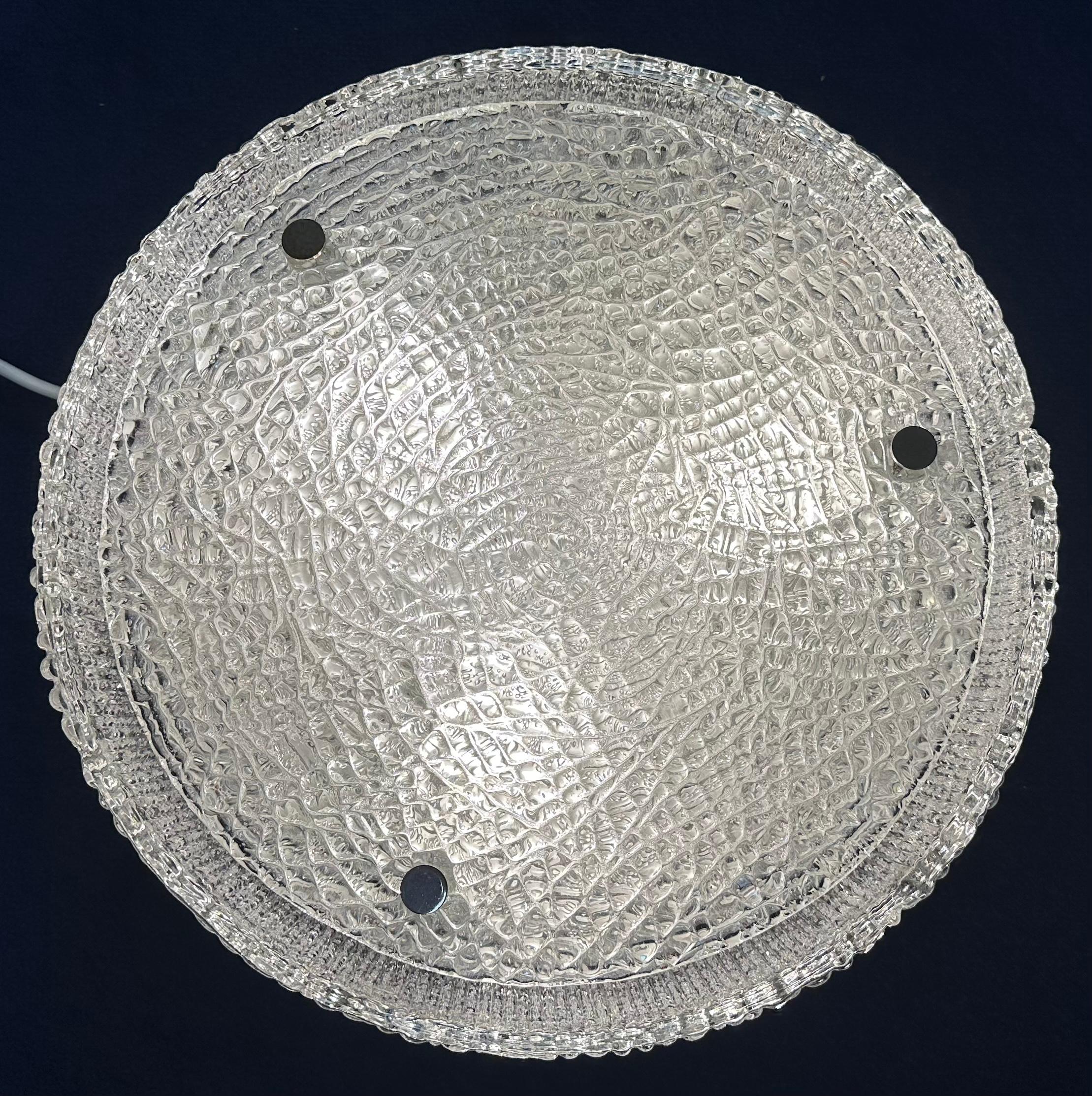 Deutsche Kaiser Leuchten-Deckenleuchte aus strukturiertem Zierglas, 1960er Jahre, Einbaubeleuchtung 3