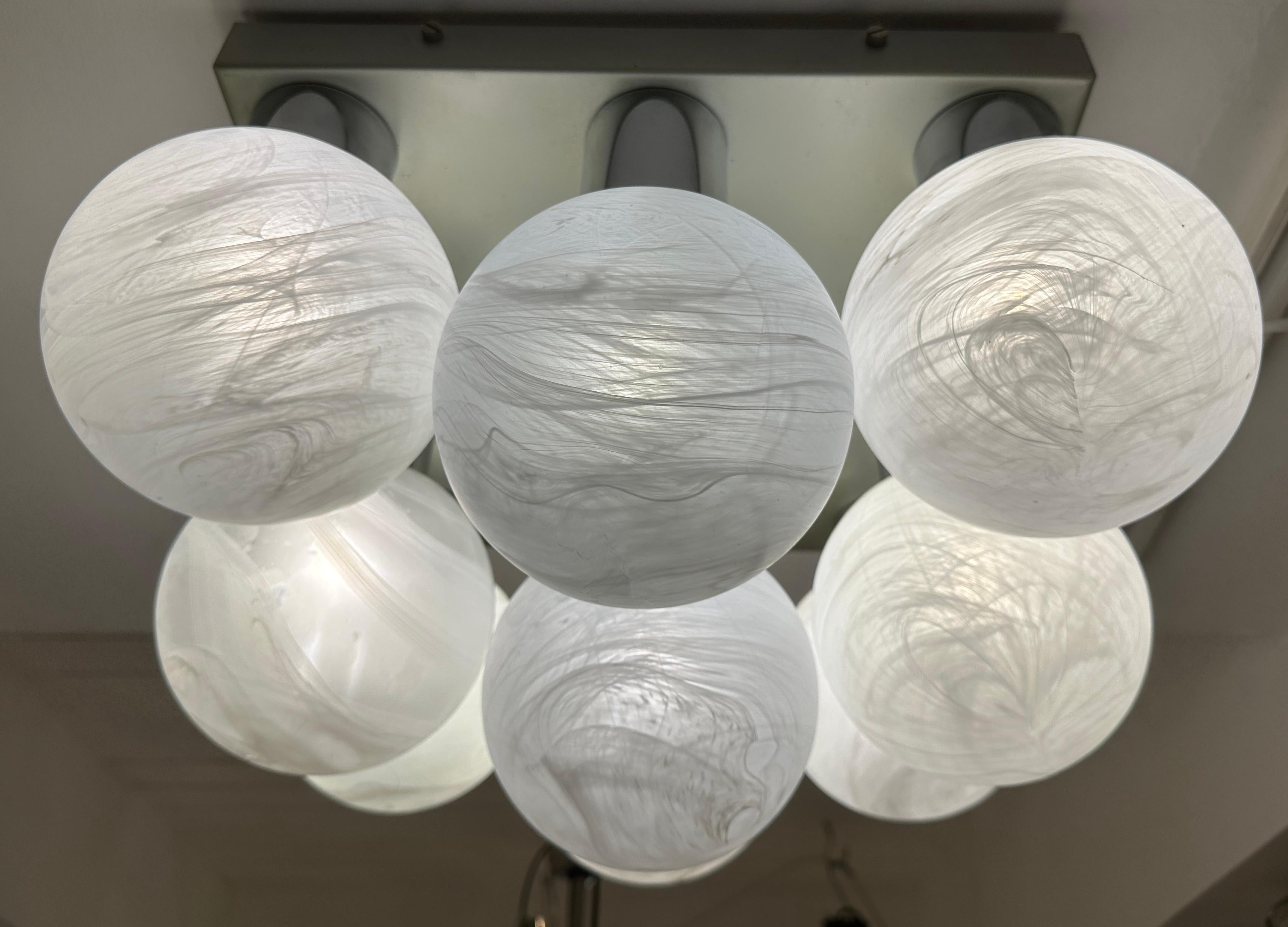 1960s German Leclaire Schäfer 9 Frosted Globe Flush Mount Ceiling Light im Angebot 2