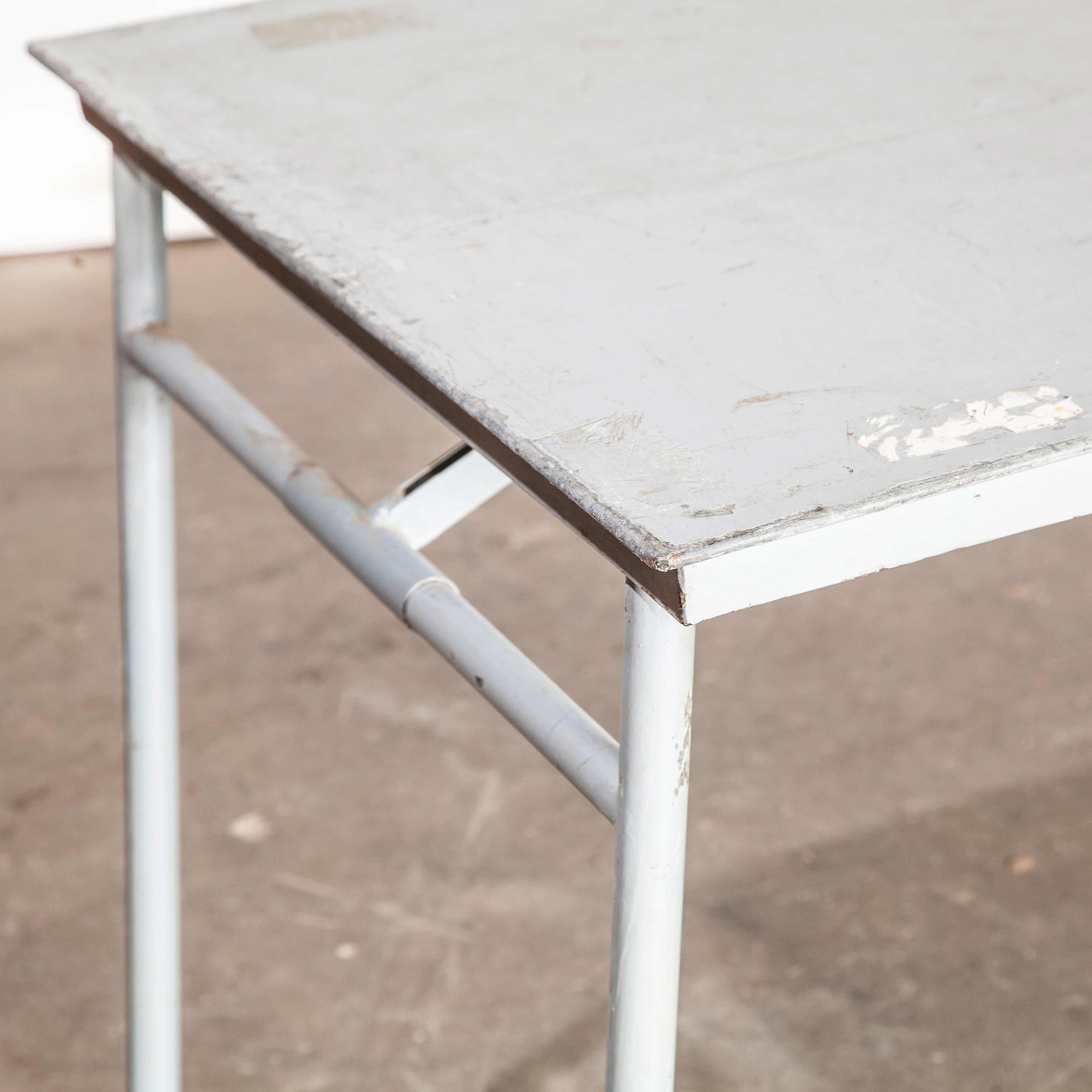 military folding table