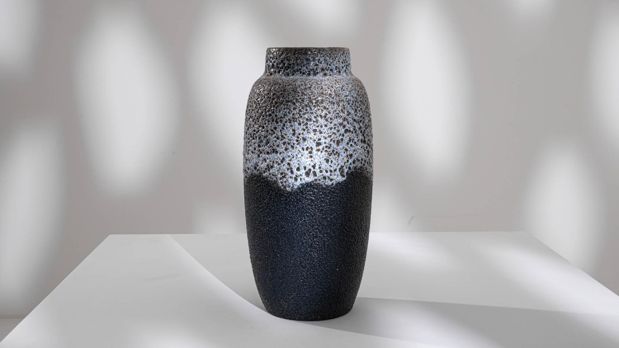 Céramique Vase allemand en céramique « W. Germany » des années 1960 en vente