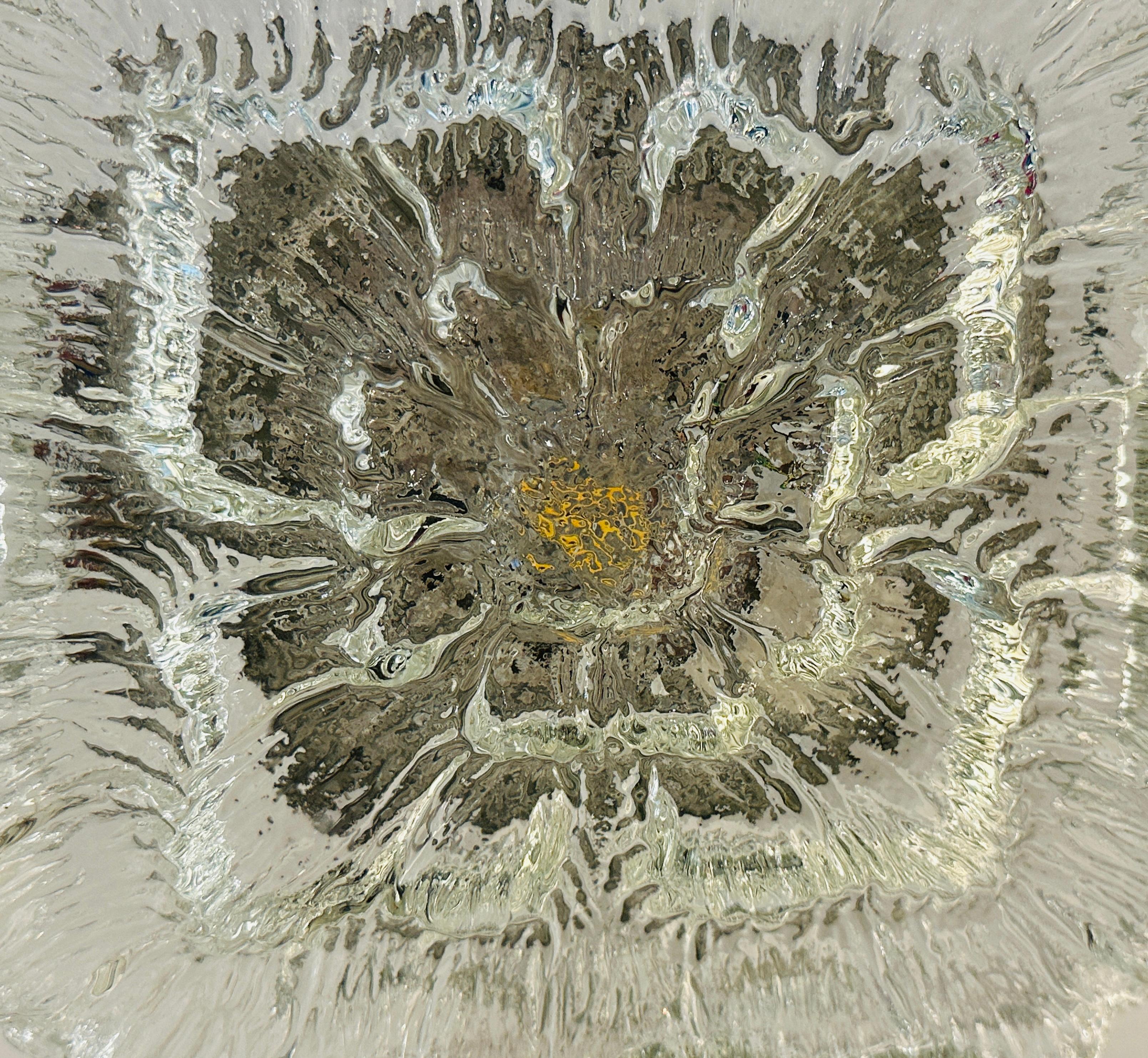 1960s German WILA Floral Waved Clear Glass Flush Mount Ceiling or Wall Light im Angebot 5
