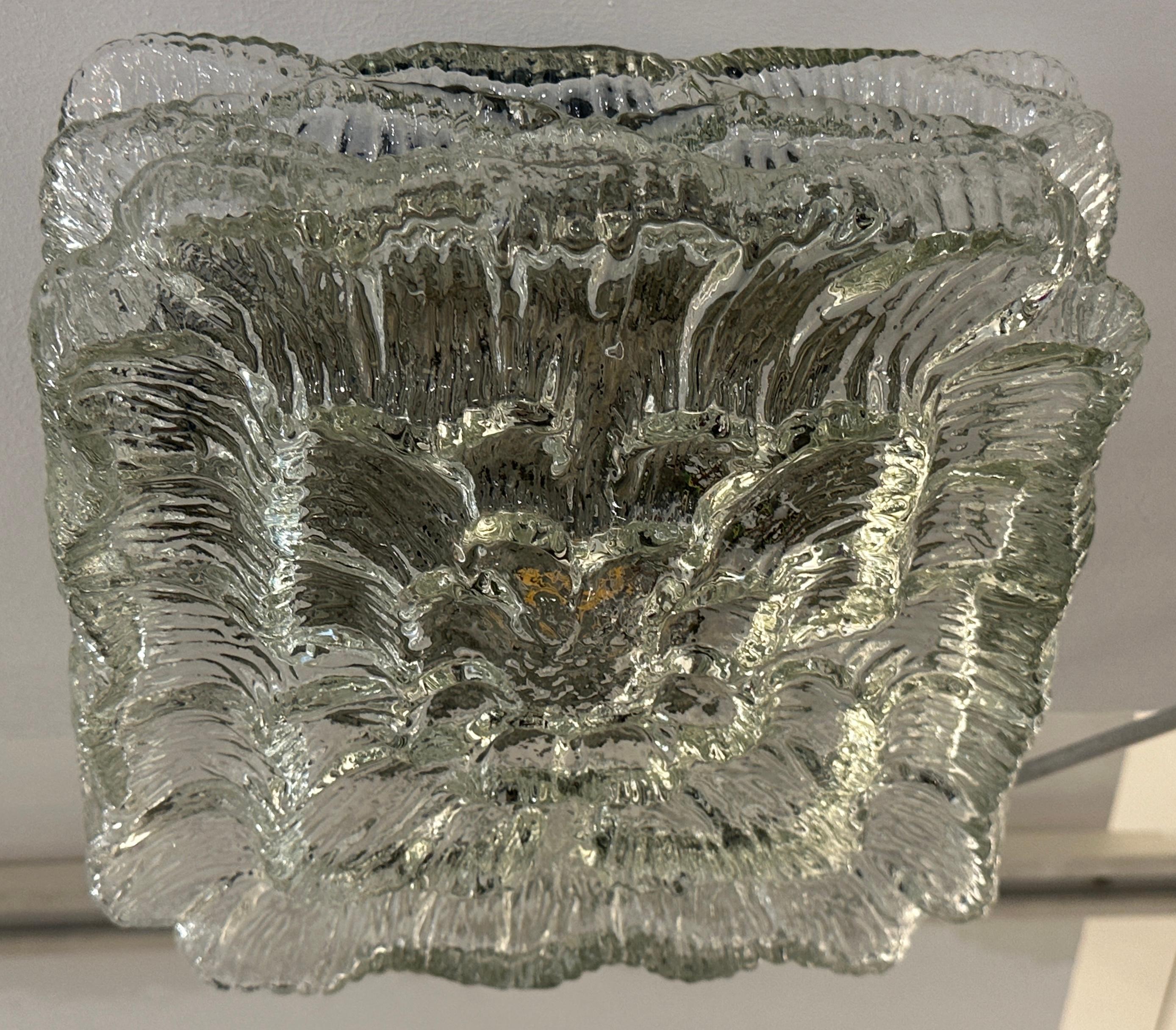 1960s German WILA Floral Waved Clear Glass Flush Mount Ceiling or Wall Light im Angebot 6