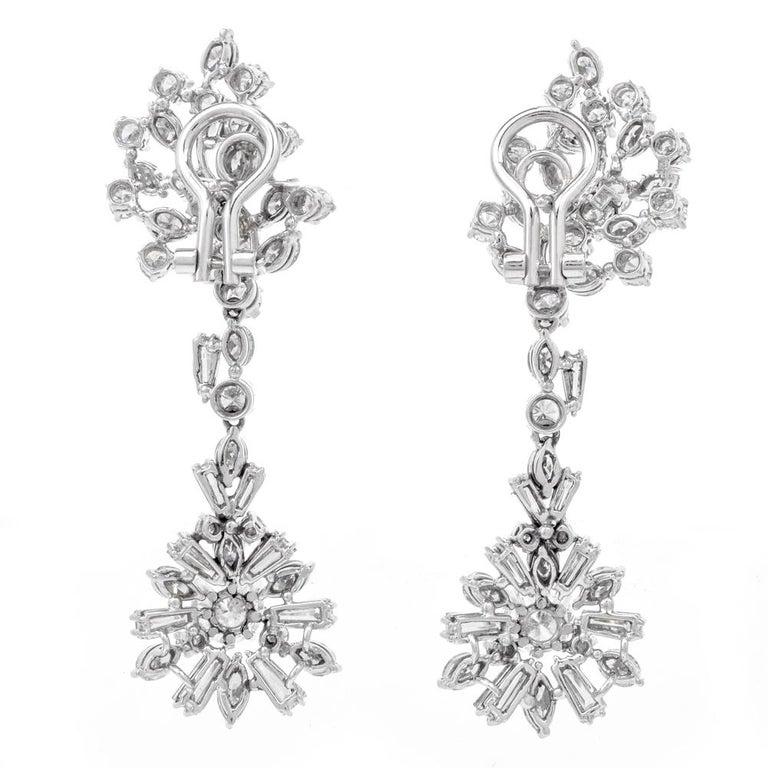 Women's 1960s GIA Diamond 9.02 Carat Platinum Chandelier Dangle Drop Earrings