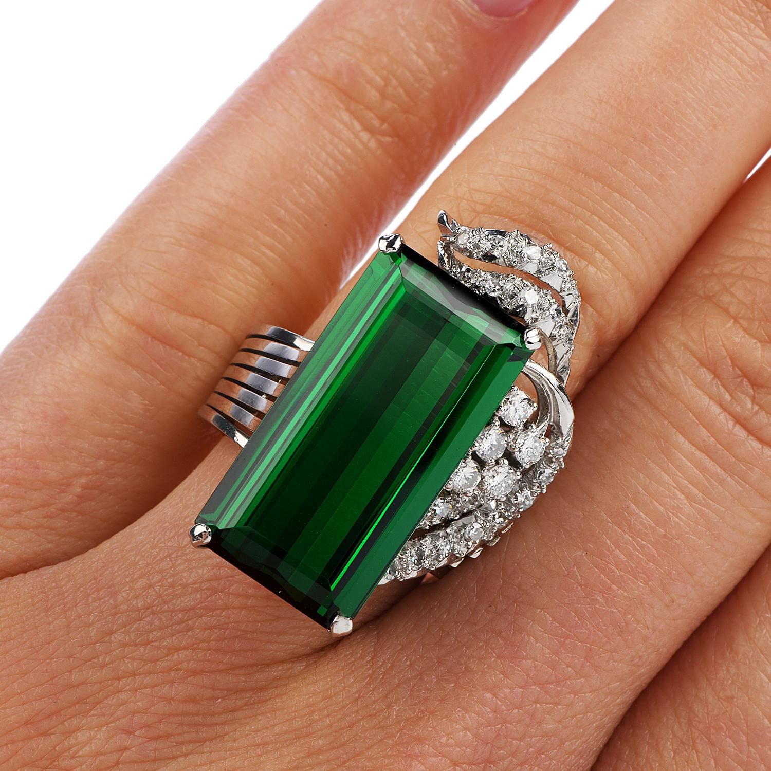 1960's GIA Green Tourmaline Diamond Platinum Ribbon Cocktail Ring In Excellent Condition In Miami, FL