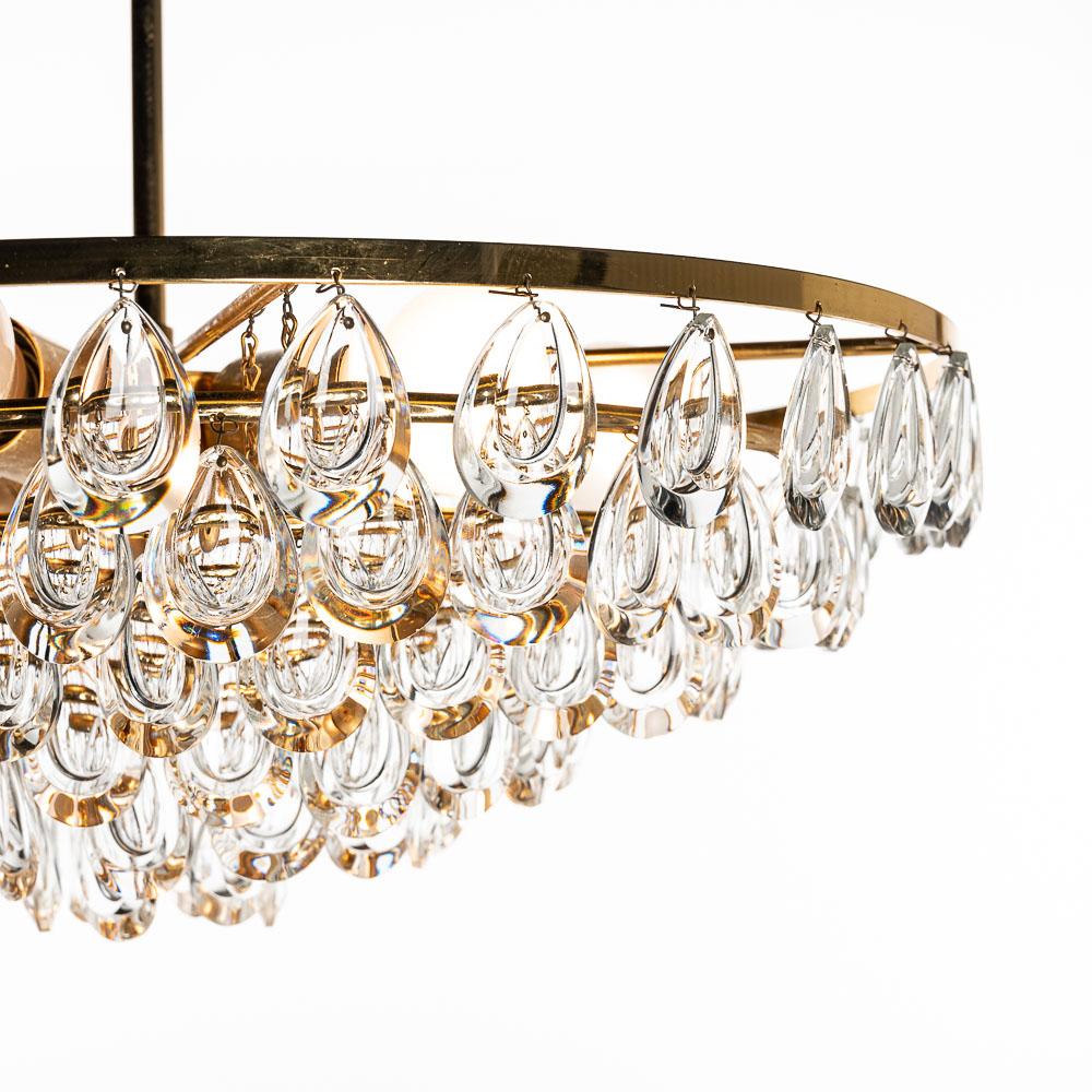 1960's Gilded Brass and Faceted Crystal Palwa Chandelier For Sale 5