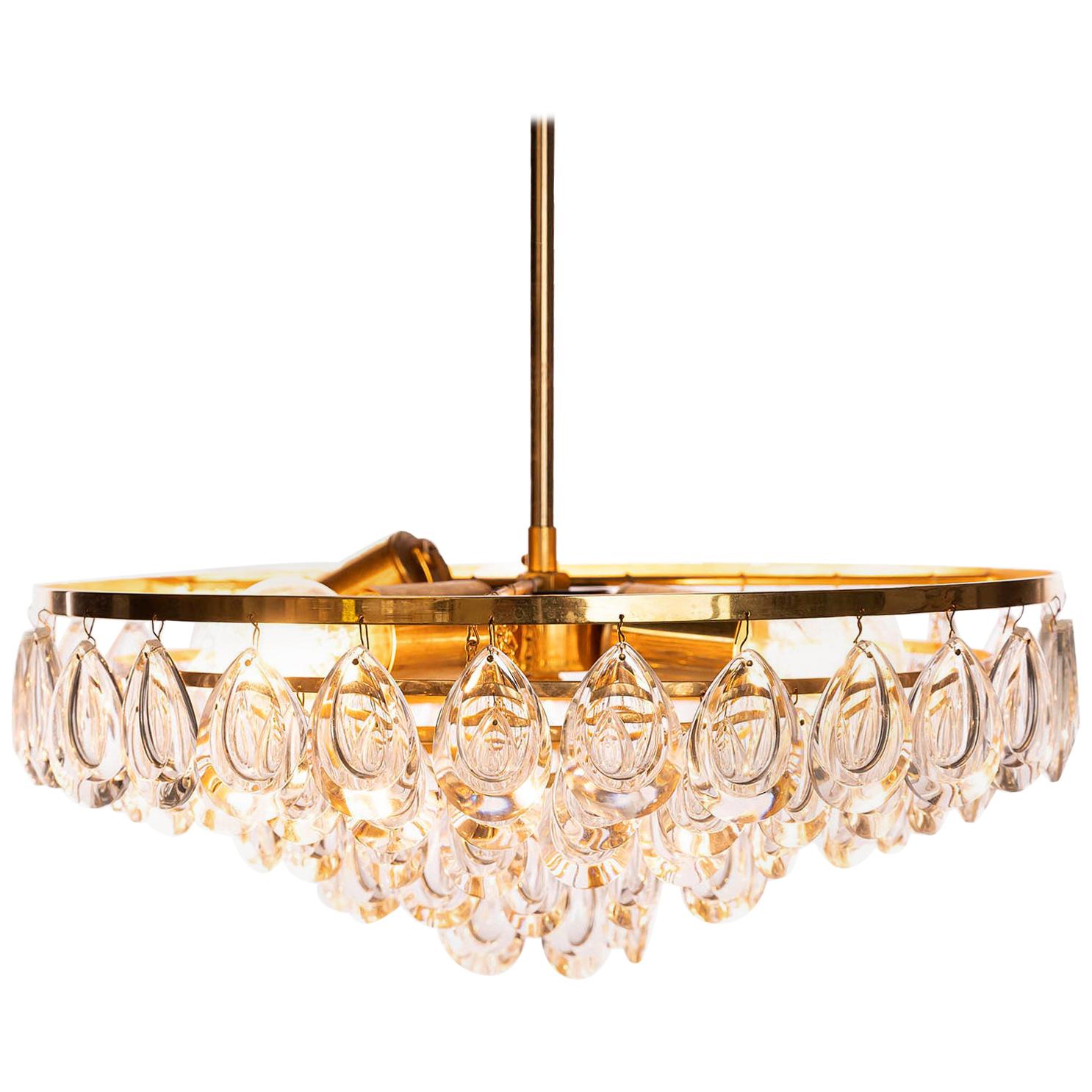 1960s Gilded Brass and Faceted Crystal Palwa Chandelier