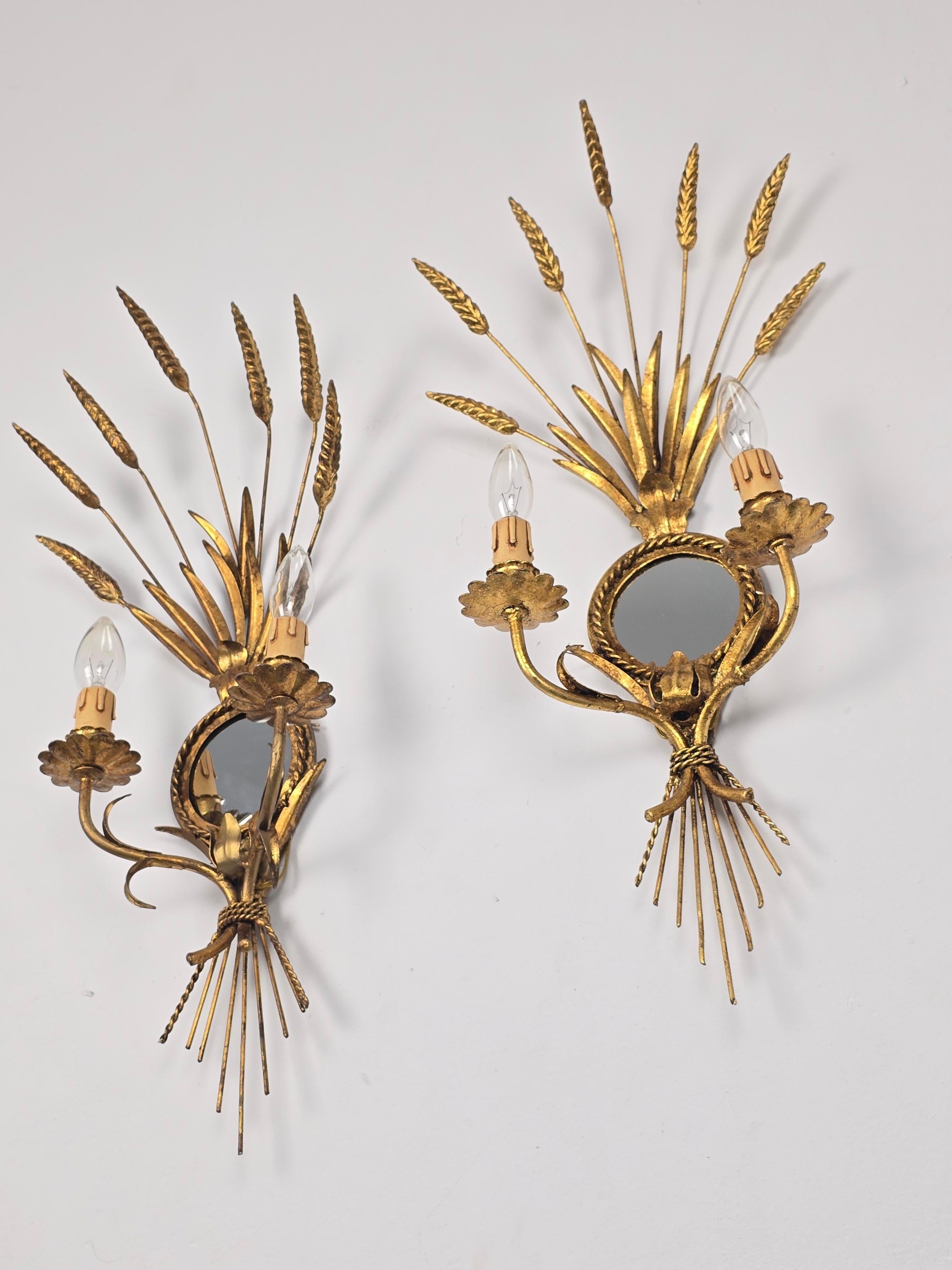 1960s   Apliques de Pan de Oro Dorado con Espejo  , Francia en venta 7