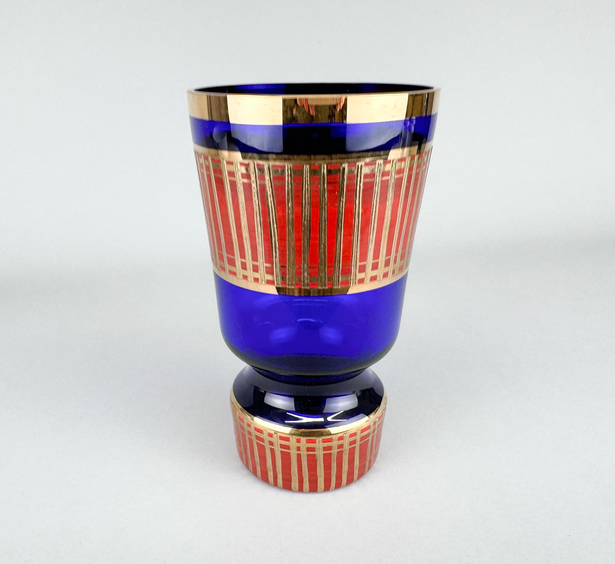 XX secolo Vaso a forma di branchie degli anni '60 del designer Jan Gabrhel, Cecoslovacchia in vendita