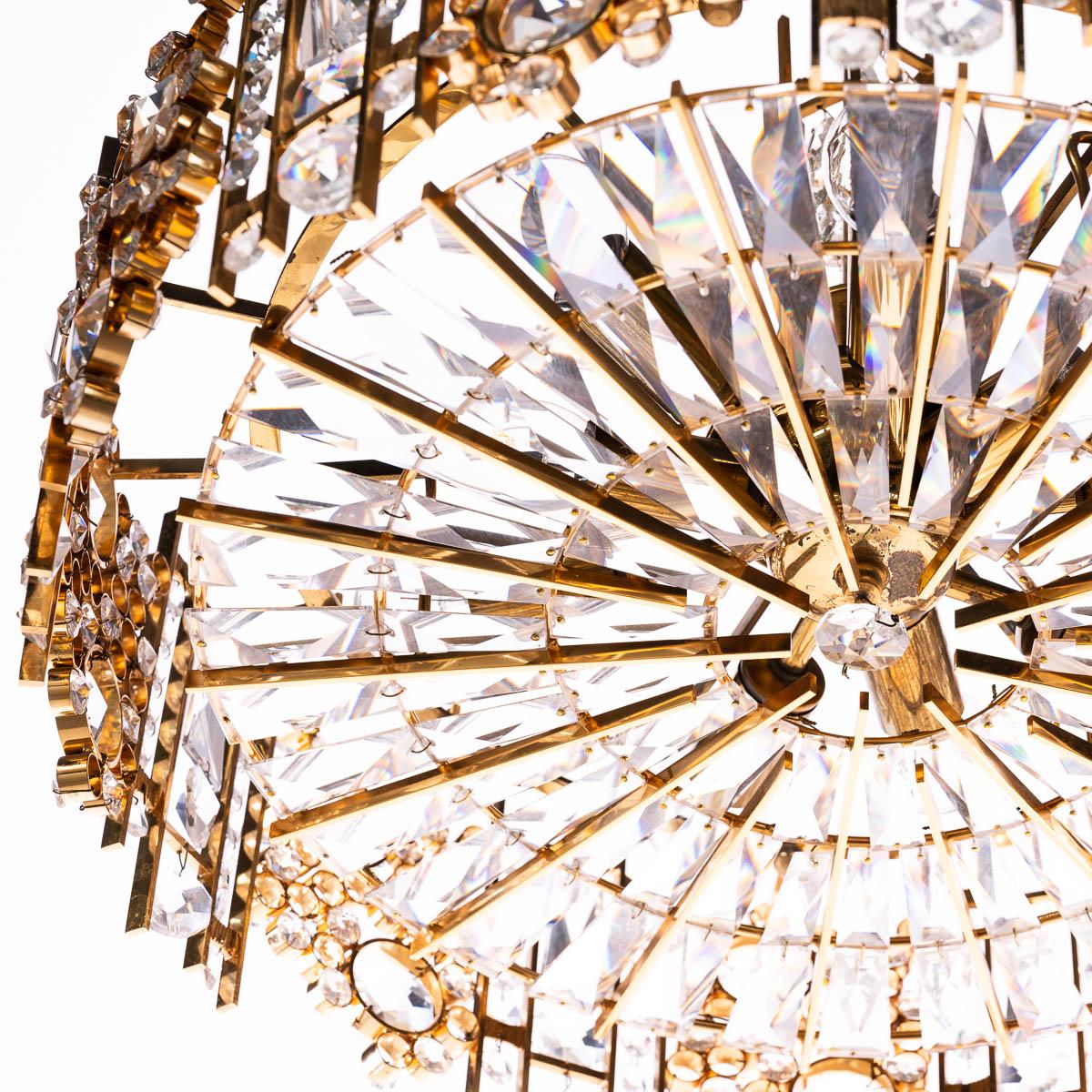 1960s Gilt Brass and Crystal Glass Chandelier by Palwa For Sale 1