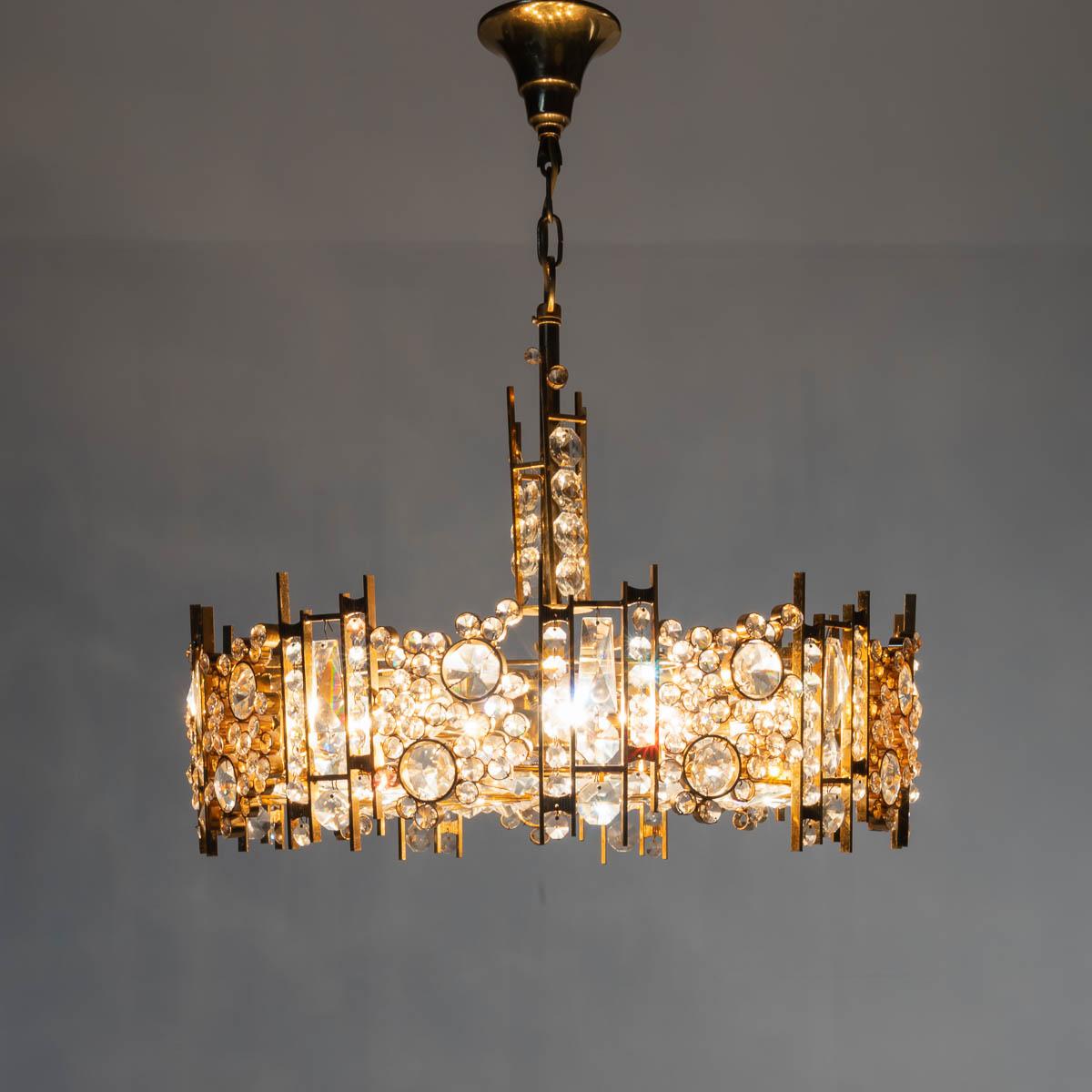 1960s Gilt Brass and Crystal Glass Chandelier by Palwa For Sale 2