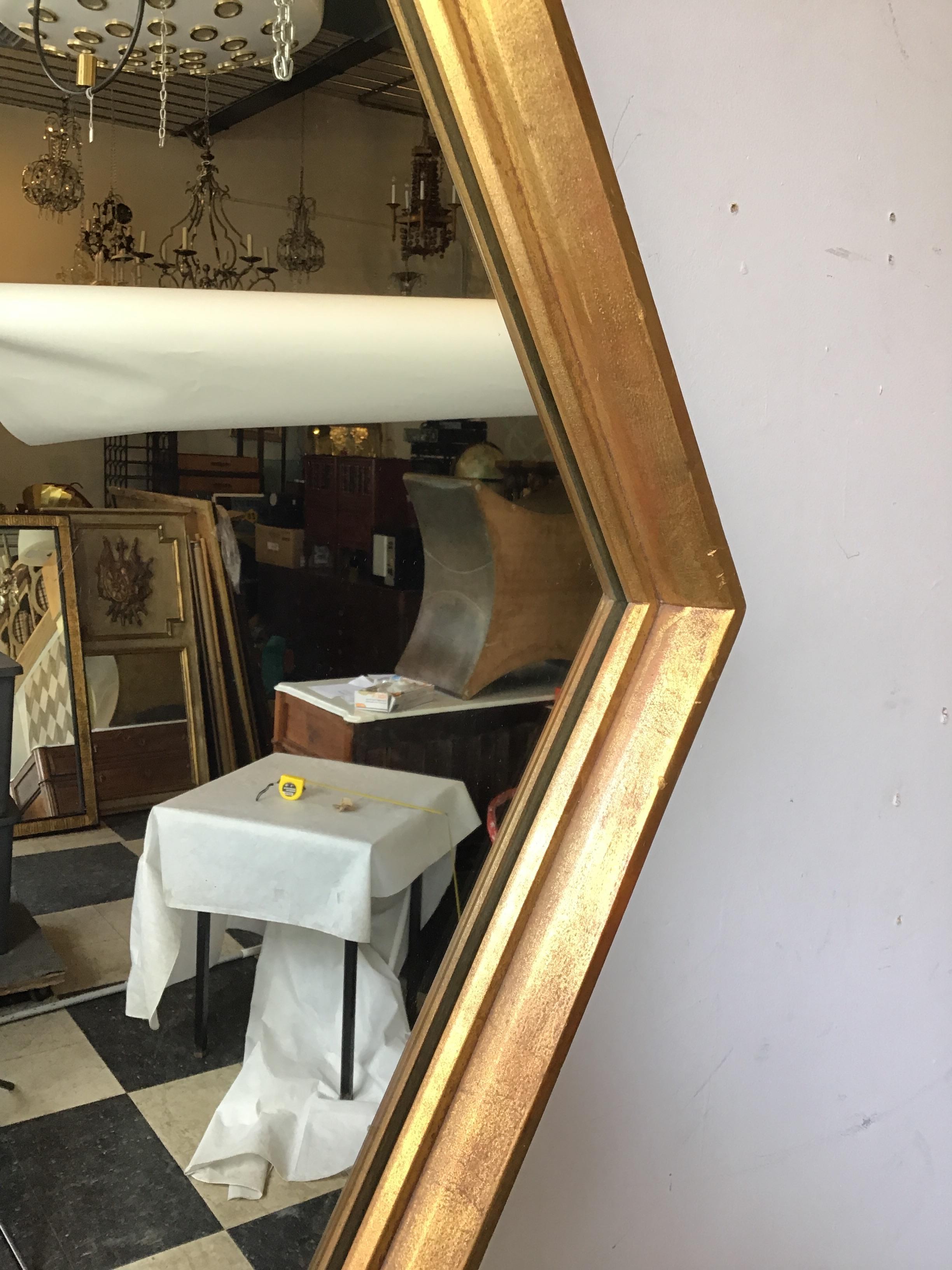 1960s Giltwood Diamond Shaped Mirror In Good Condition For Sale In Tarrytown, NY