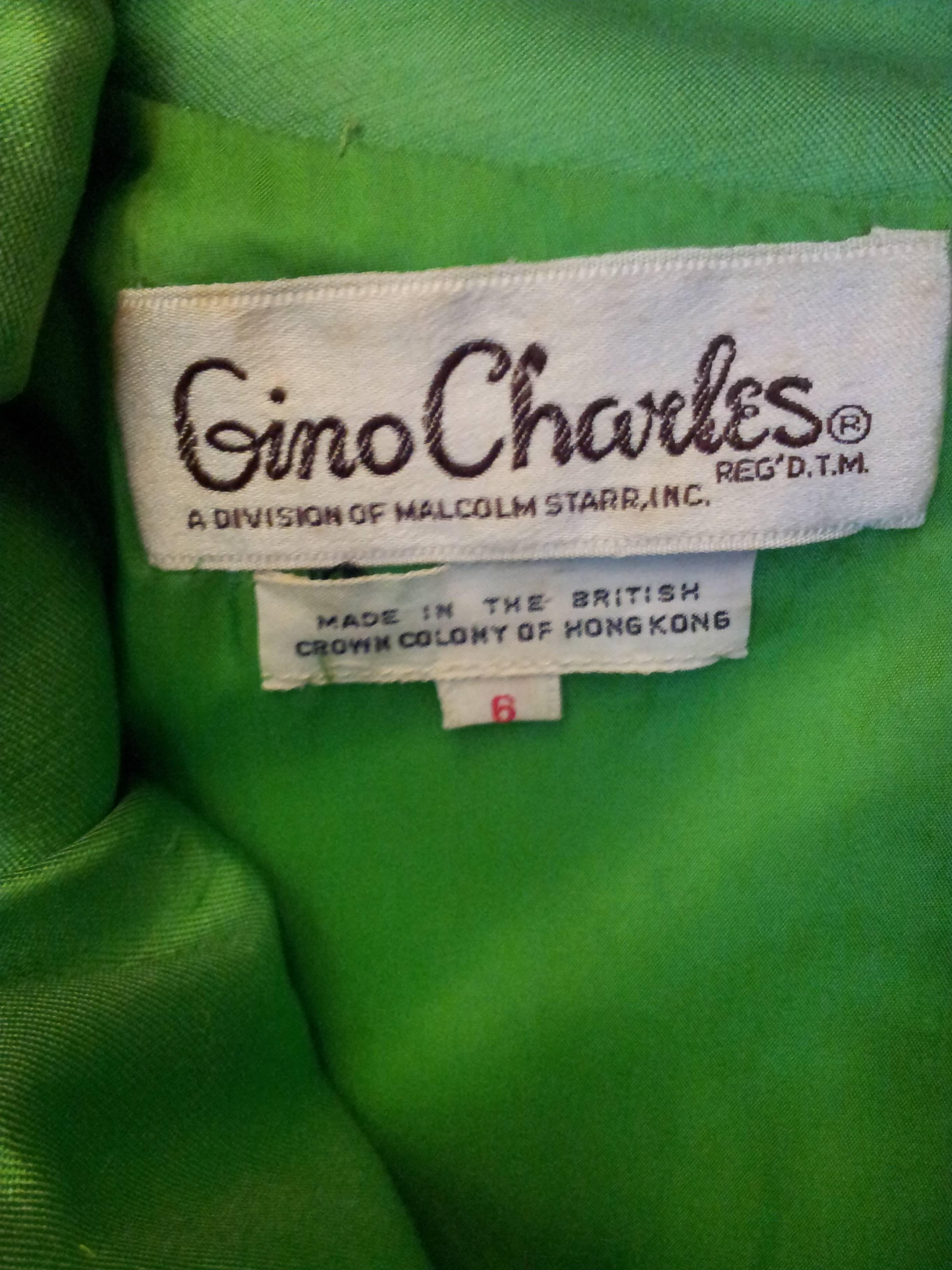 De las mujeres 1960 Gino Charles para Malcolm Starr Vestido verde con cuello de cuentas en venta