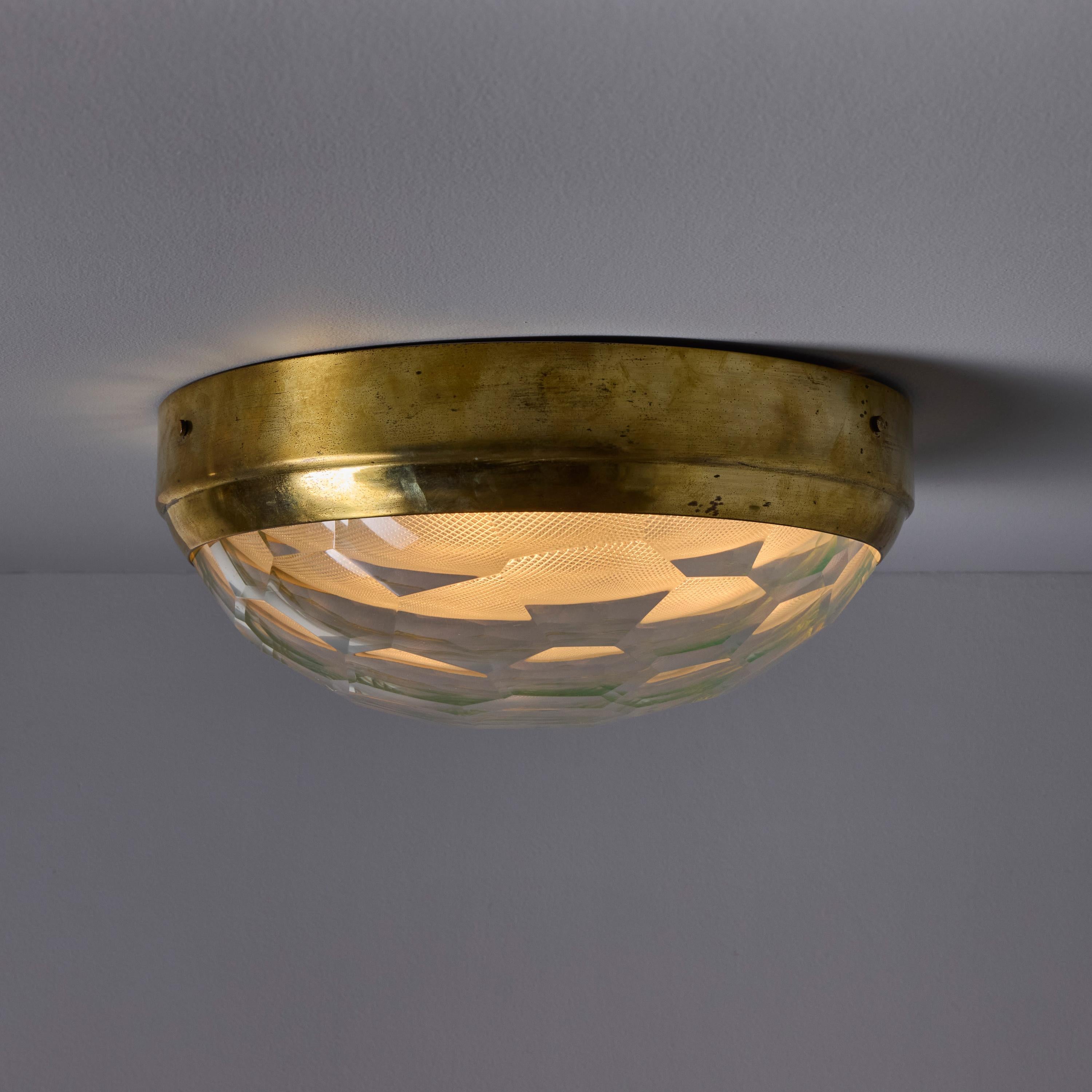 Lámpara de pared o techo de latón y cristal multifacético Gino Paroldo, años 60, para Dino Dei en venta 13