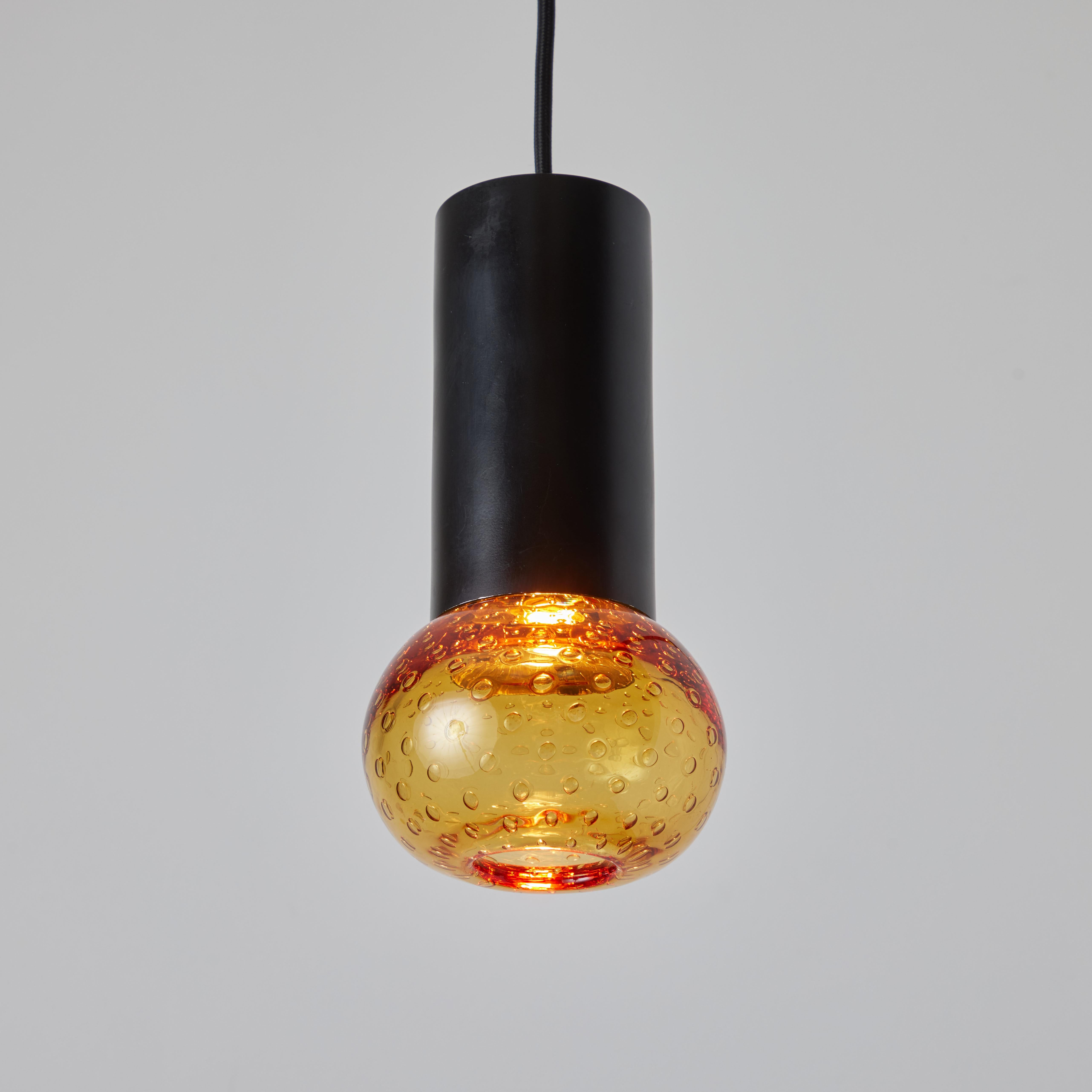 Lampe à suspension en métal et verre Seguso ambré de Gino Sarfatti pour Arteluce, années 1960 en vente 5