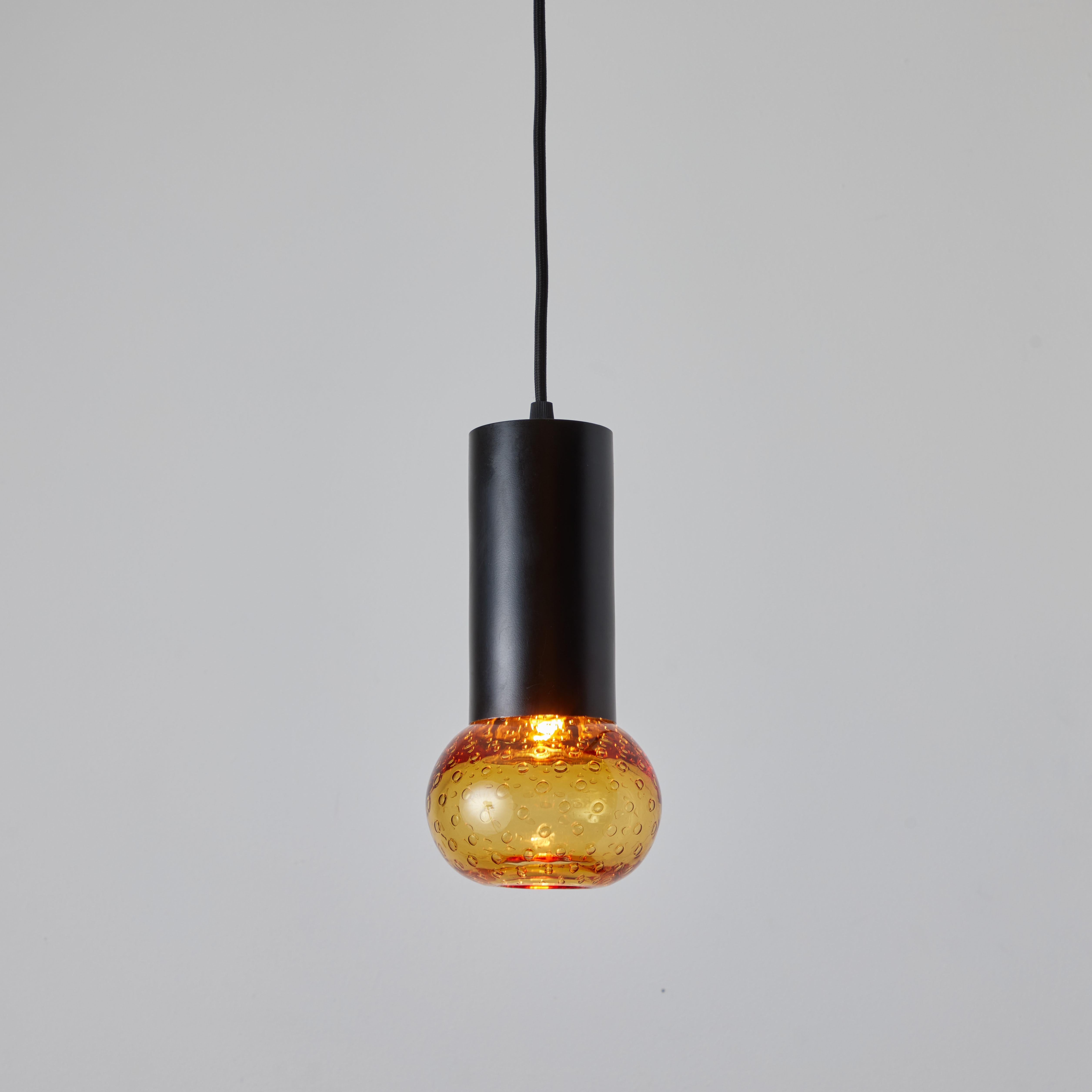 Mid-20th Century 1960s Gino Sarfatti Metal and Amber Seguso Glass Pendant for Arteluce For Sale