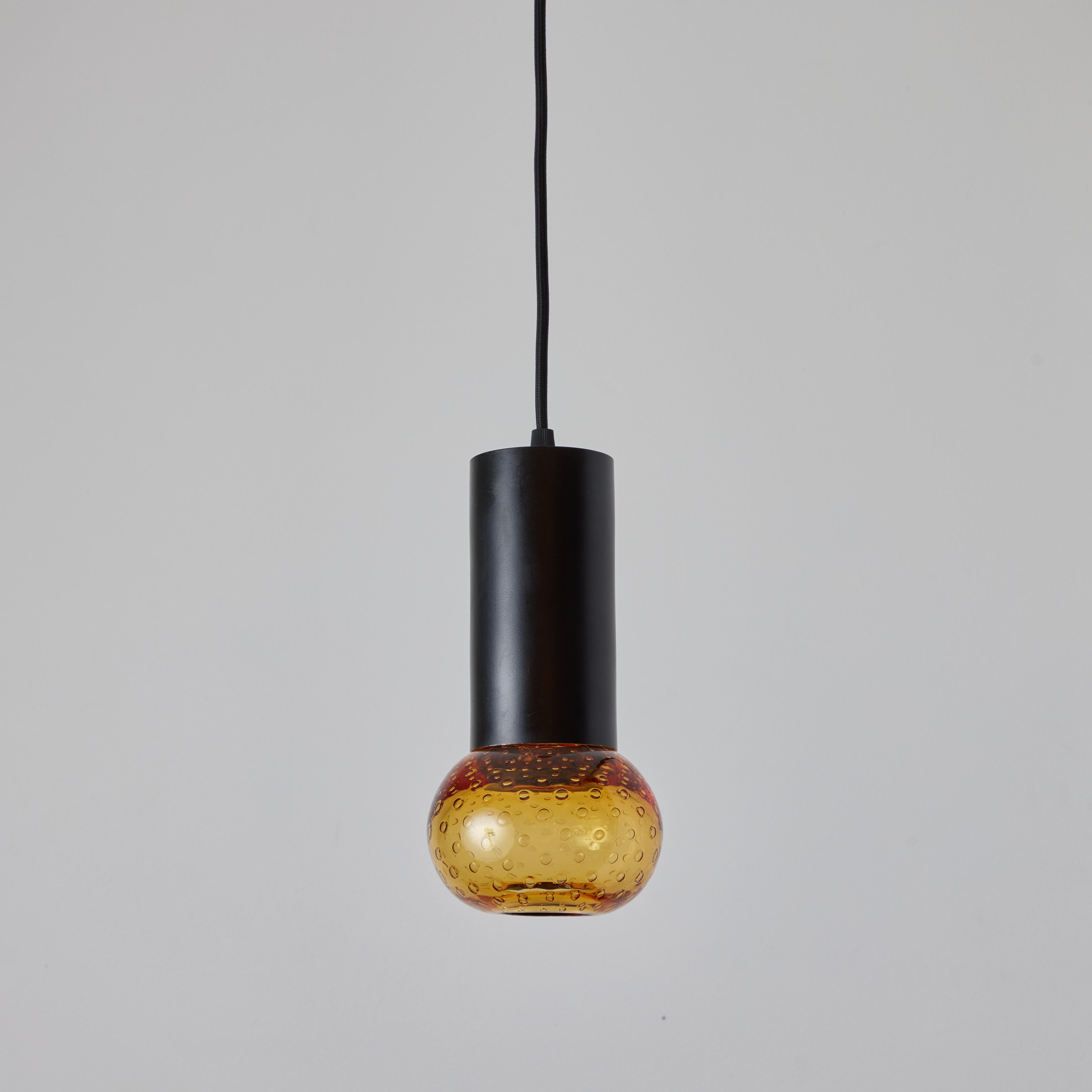 1960s Gino Sarfatti Metal and Amber Seguso Glass Pendant for Arteluce For Sale 1