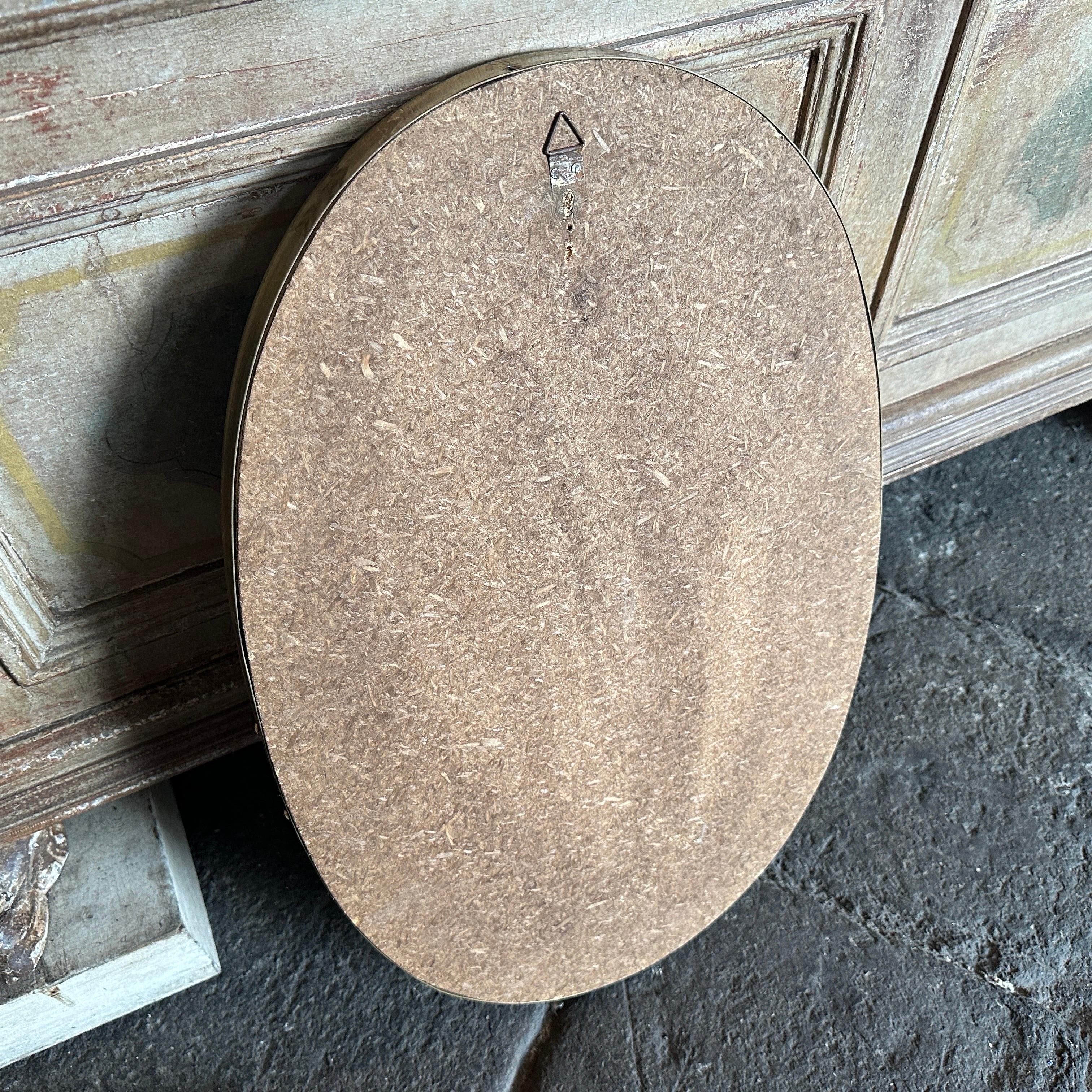 1960s Giò Ponti Style Mid-Century Modern Brass Italian Oval Wall Mirror For Sale 1