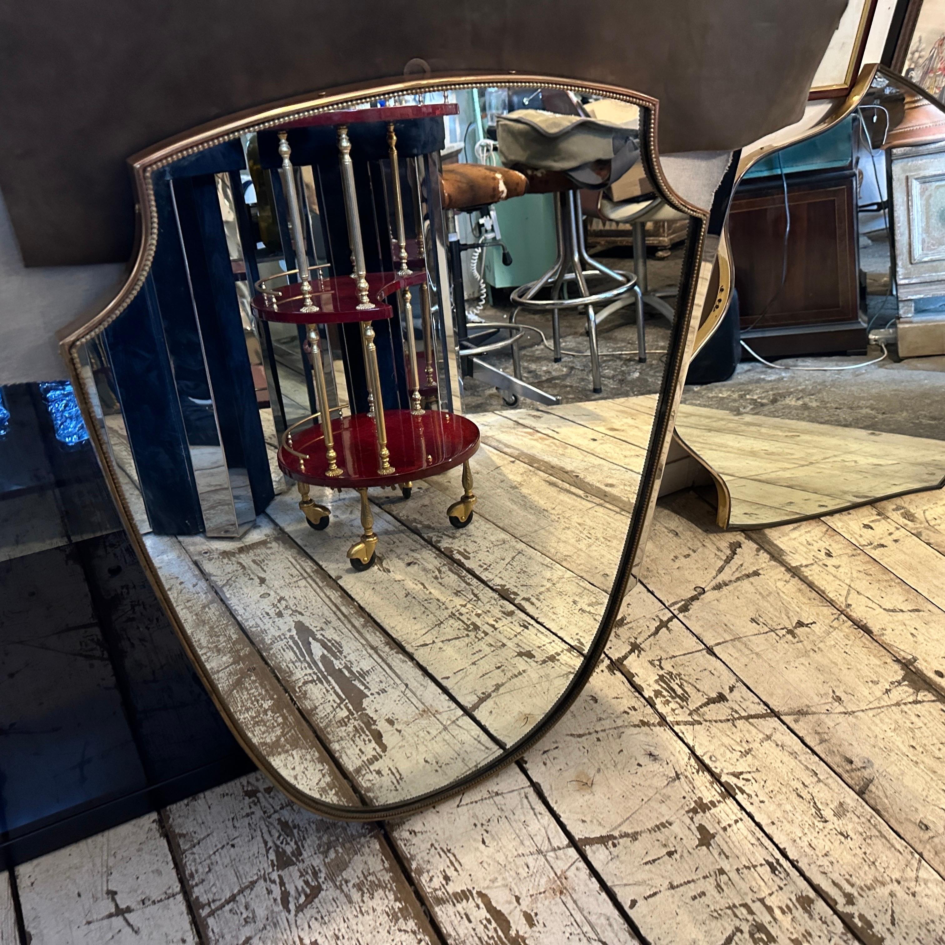 Italienischer Schilfrohr-Wandspiegel im Gio Ponti-Stil aus Messing, Mid-Century Modern, 1960er Jahre im Angebot 5