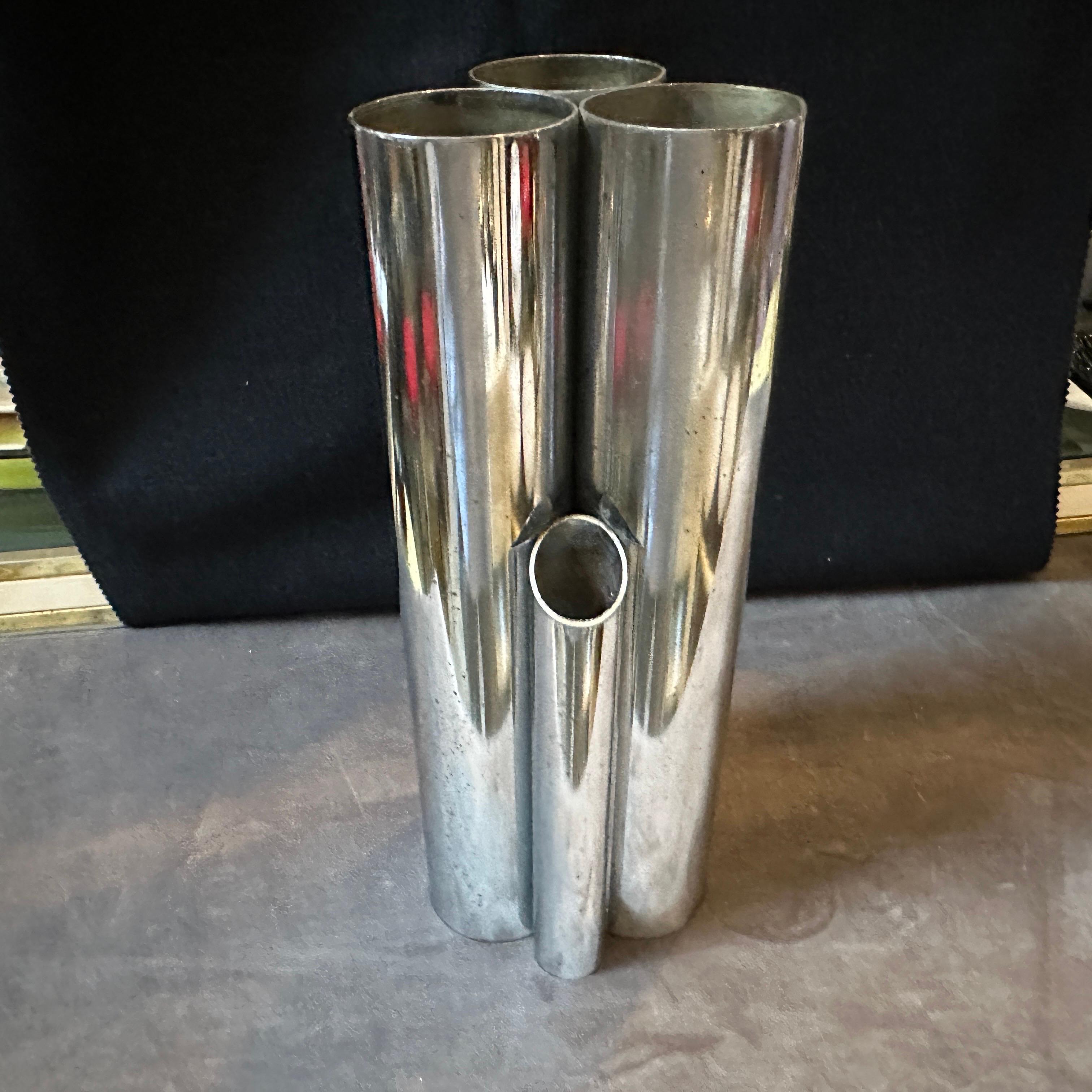1960s Gio Ponti Style Minimalist Chromed Metal Multiple Cylinder Vase In Good Condition For Sale In Aci Castello, IT