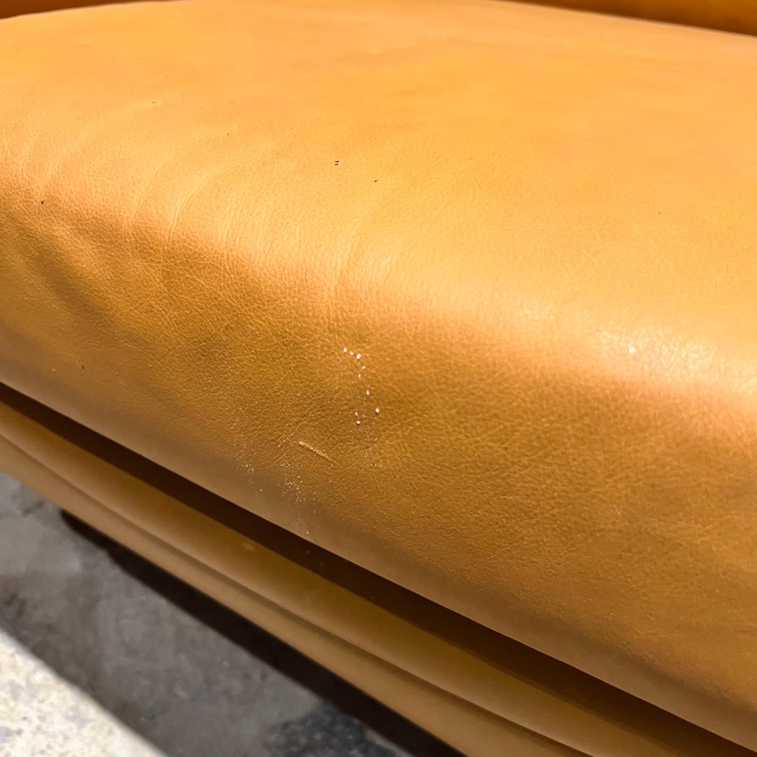 Sillones de cuero italiano de los años 60 Giuseppe Munari para Poltrona en venta 1