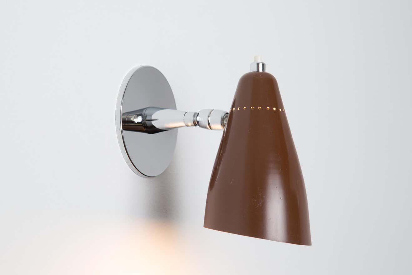 1960er Jahre Giuseppe Ostuni Model #101 Gelenkige Wandleuchten für O-Luce (Italienisch) im Angebot