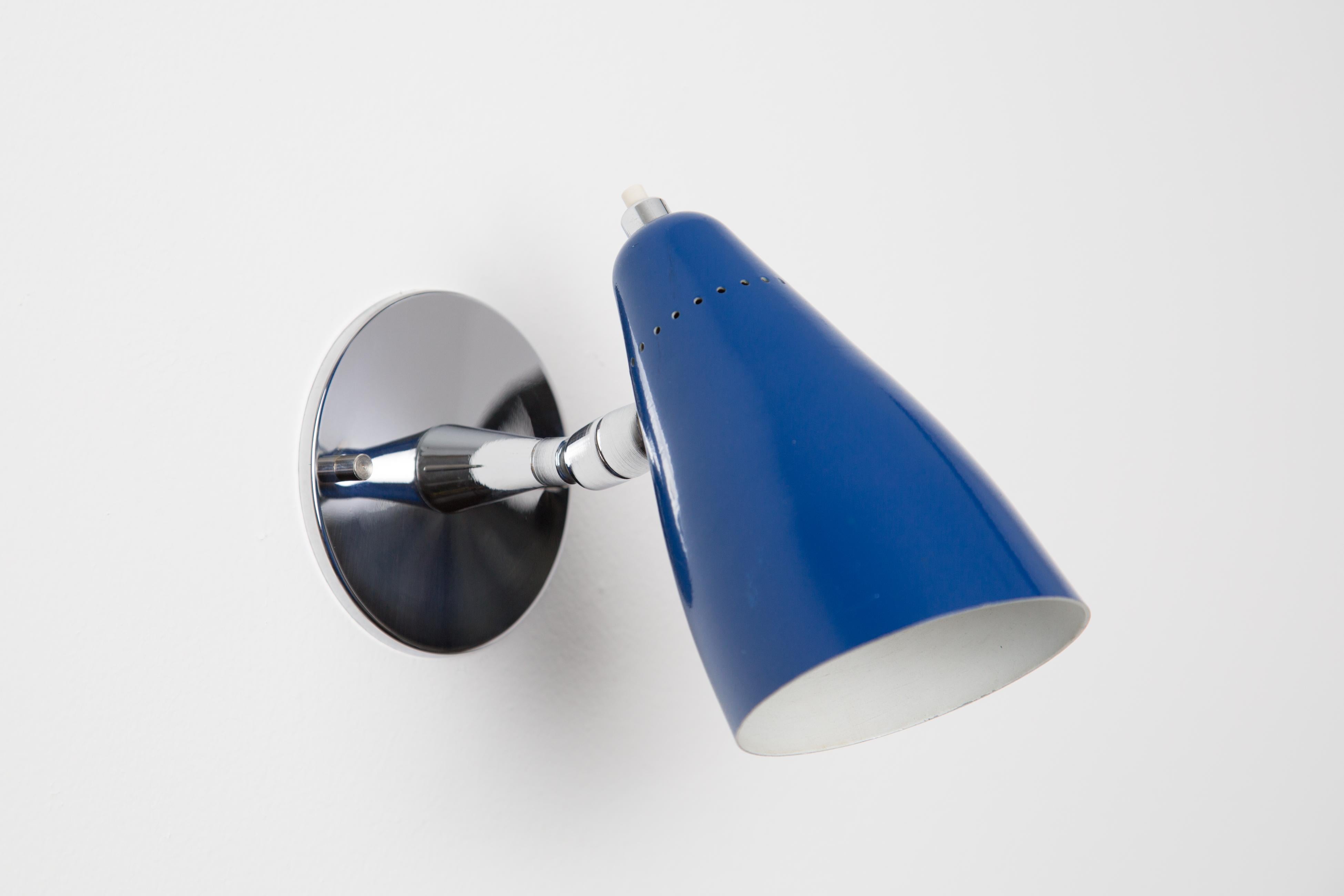 1960s Giuseppe Ostuni Model #101 Blue Articulating Sconce for O-Luce In Good Condition In Glendale, CA