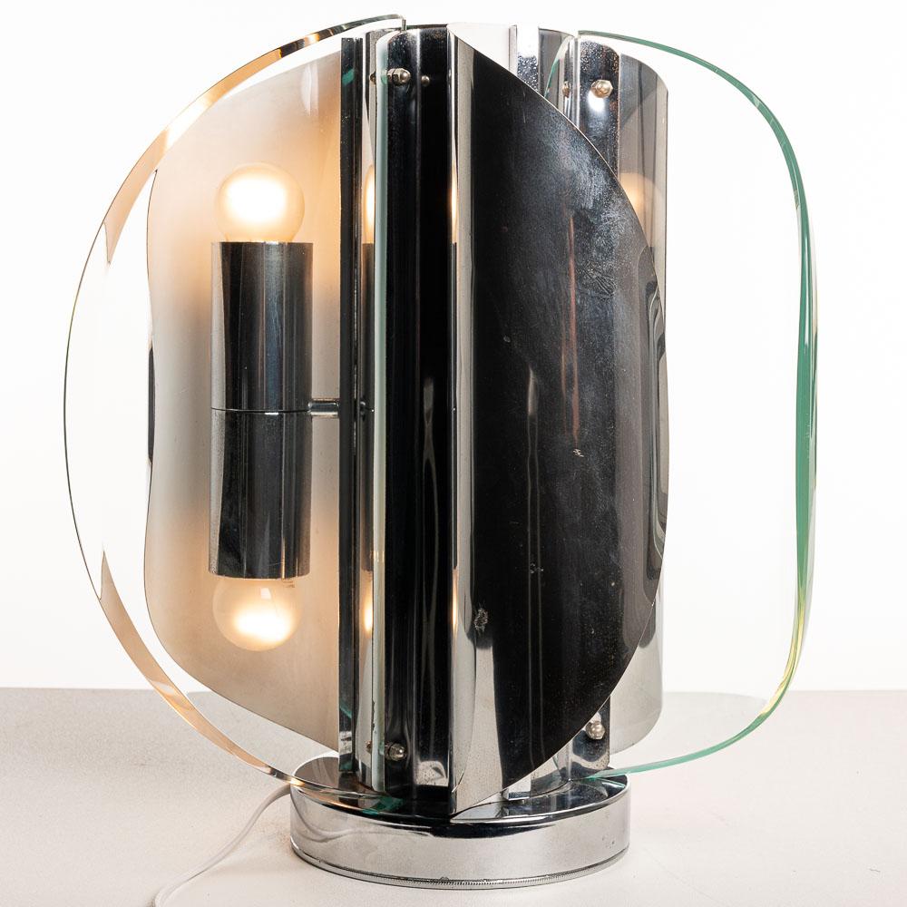 1960s Glass and Chrome table light Attributed to Max Ingrand for Fontana Arte In Good Condition For Sale In Schoorl, NH
