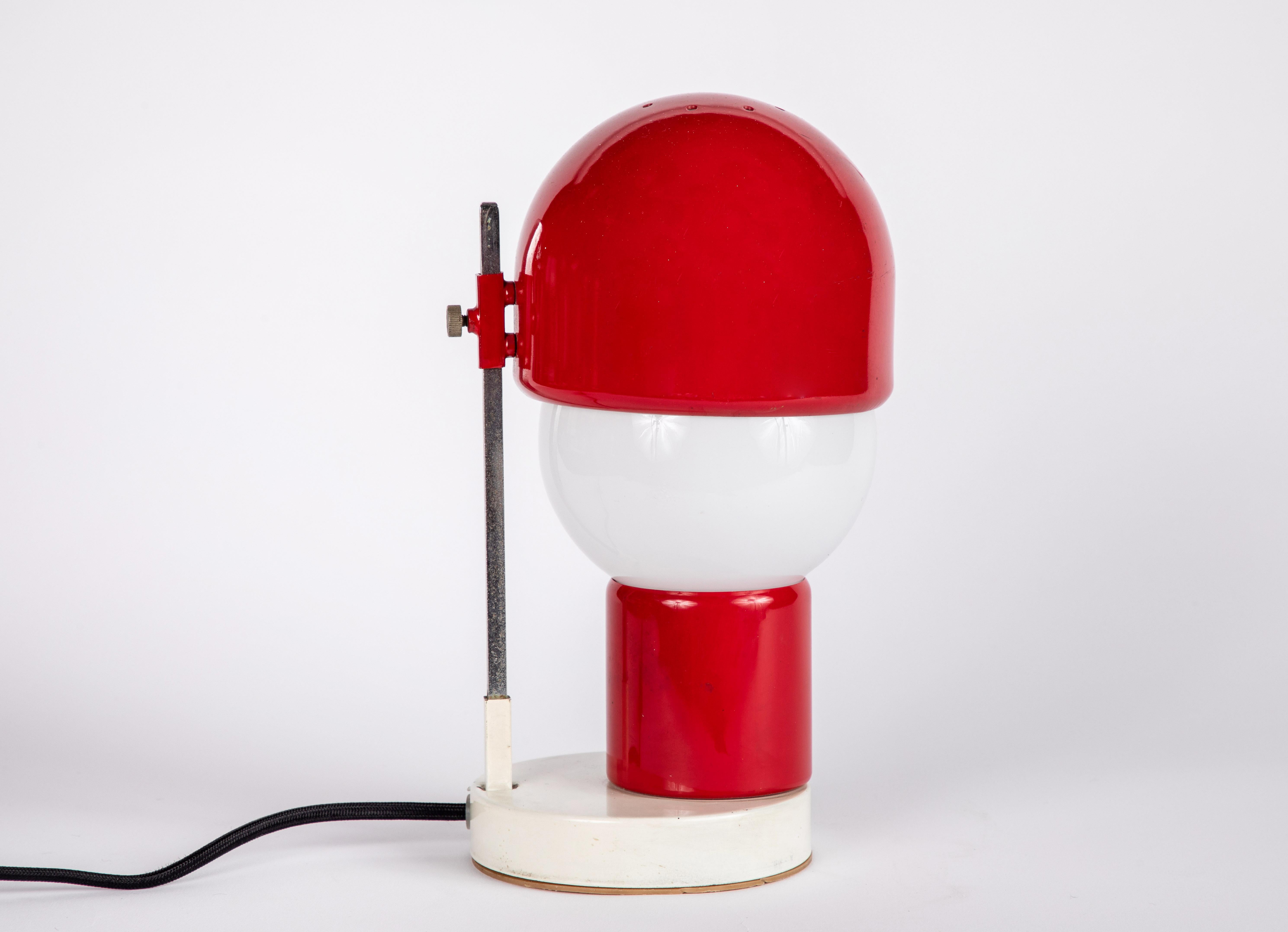 1960s Glass and Red Metal Table Lamp Attributed to Angelo Lelli for Arredoluce 5