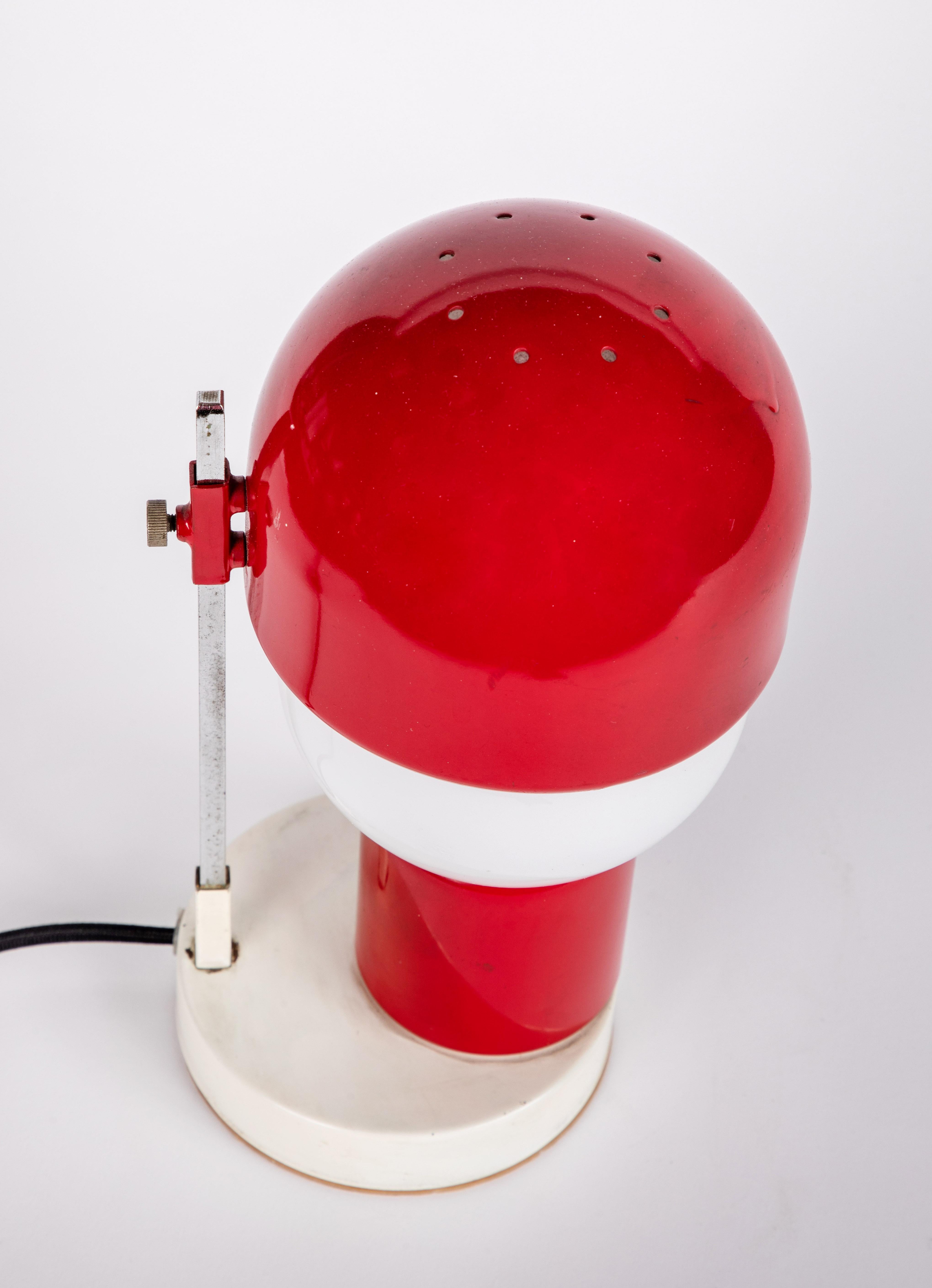 1960s Glass and Red Metal Table Lamp Attributed to Angelo Lelli for Arredoluce 6