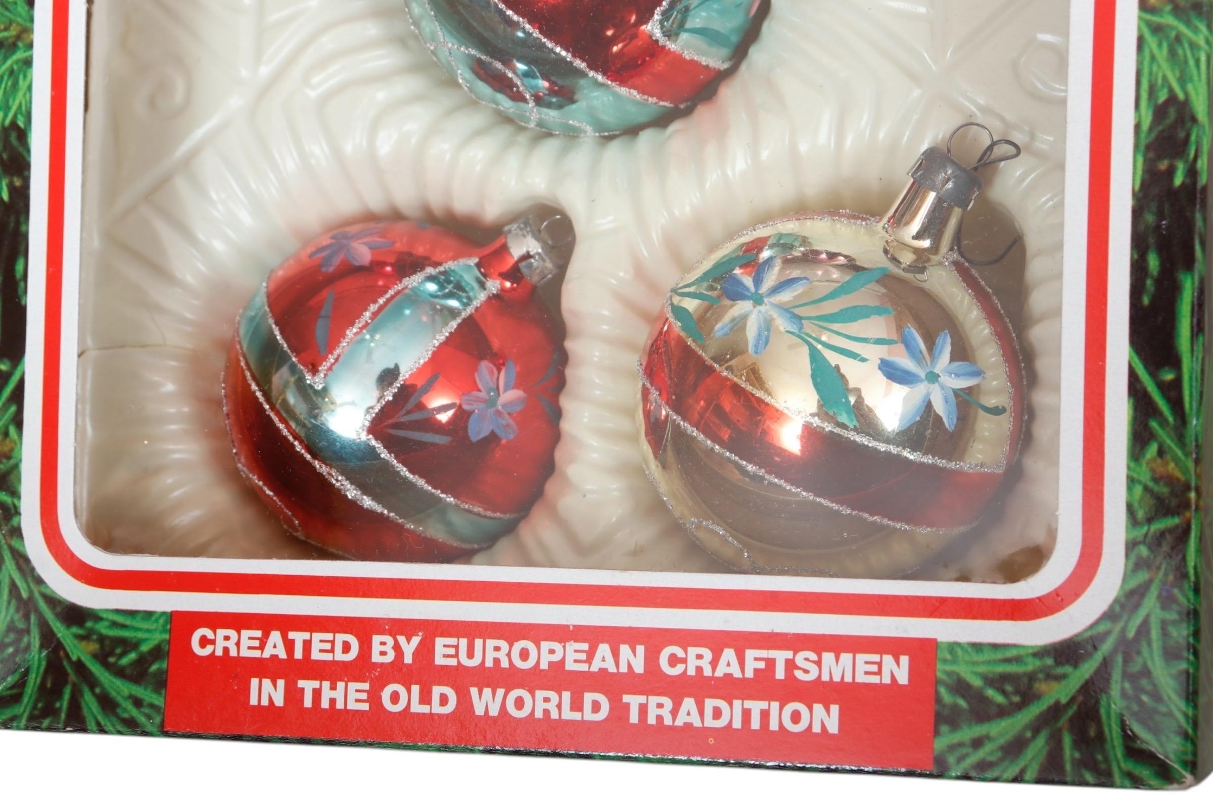 Romeno Ornamenti per albero di Natale in vetro degli anni '60 in vendita