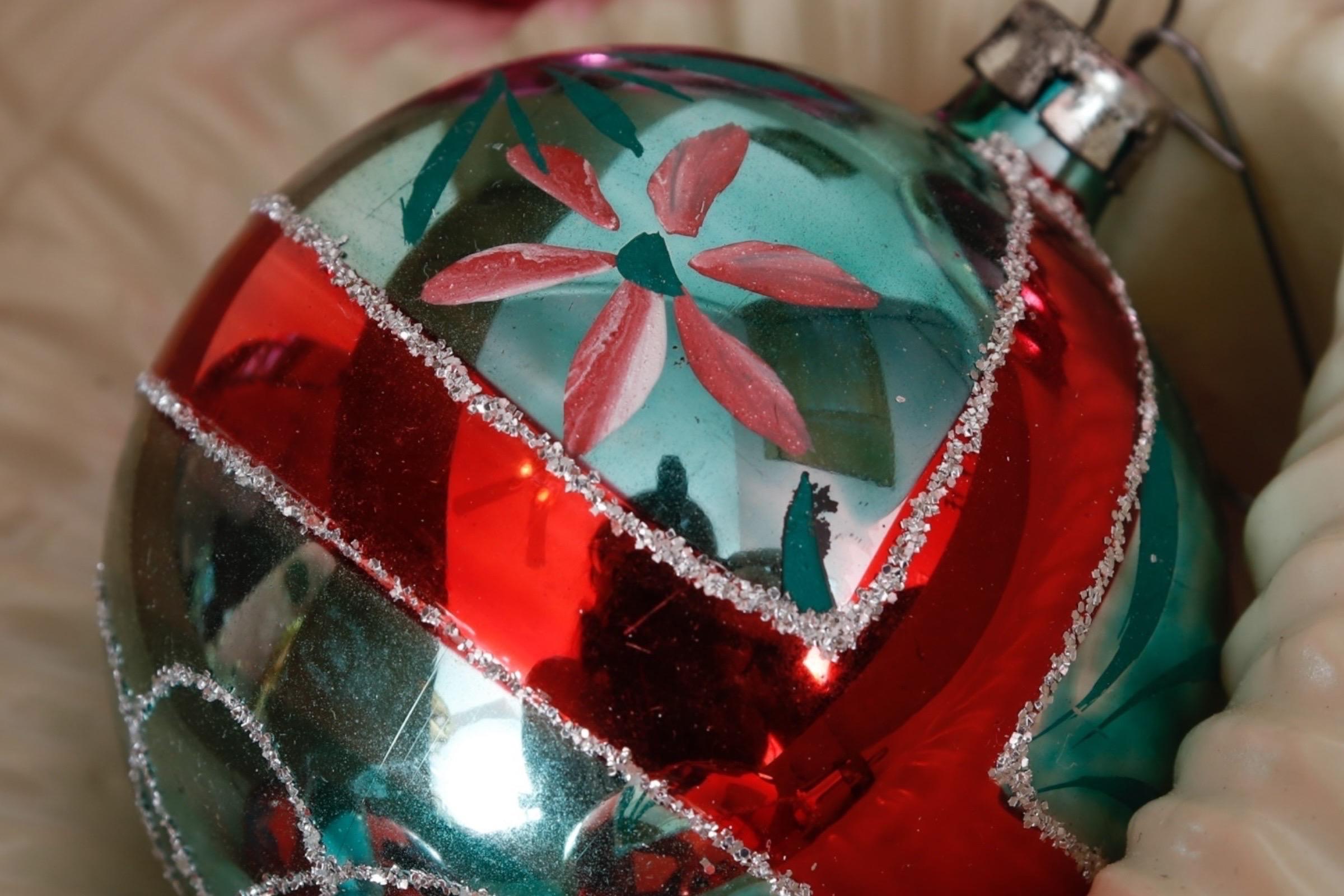Ornamenti per albero di Natale in vetro degli anni '60 in vendita 3
