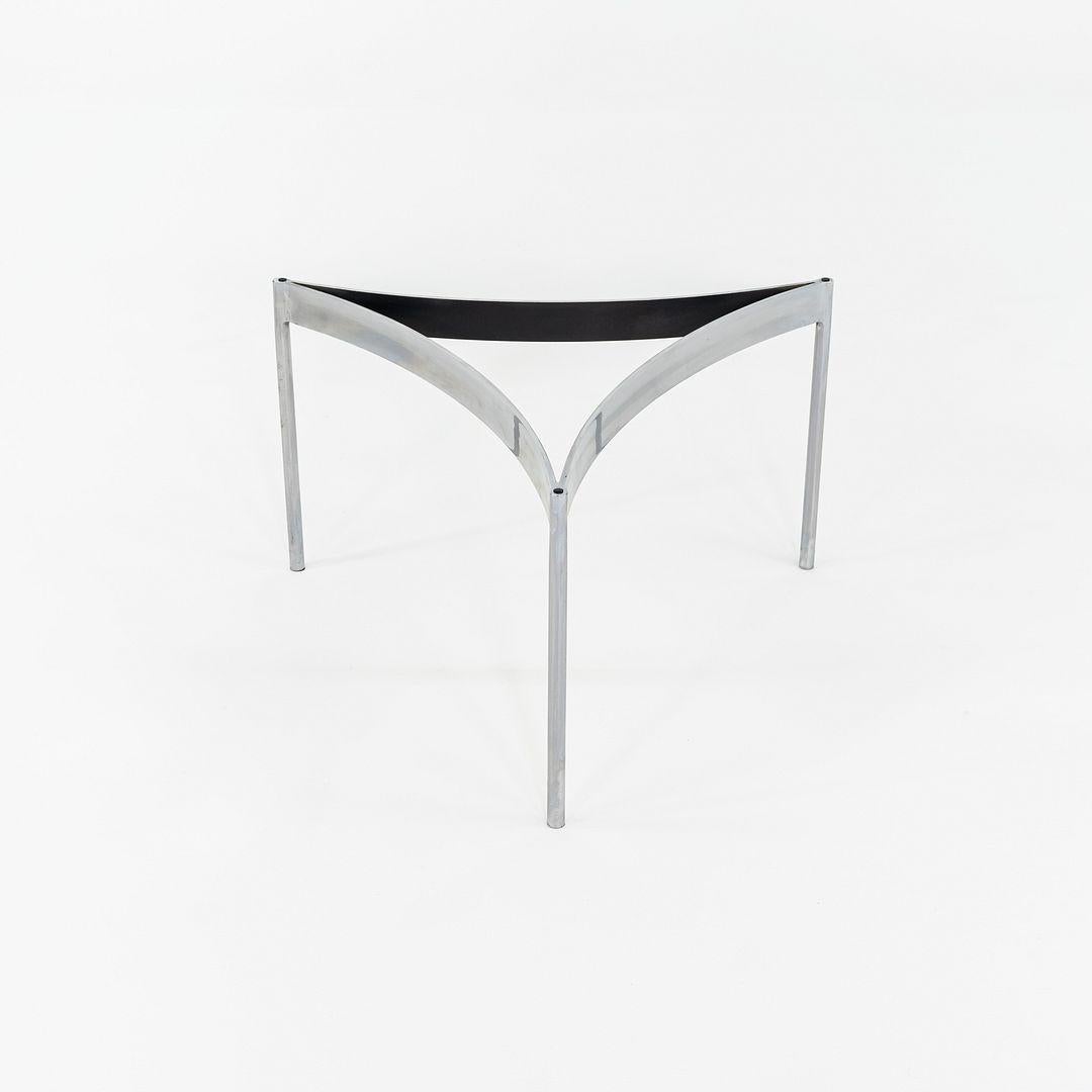 Milieu du XXe siècle Table basse en verre et acier chromé des années 1960 à la manière de Fabricius et Kastholm en vente