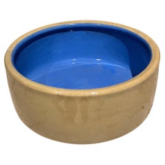 Ciotola in ceramica artistica inglese smaltata blu e marrone degli anni '60
