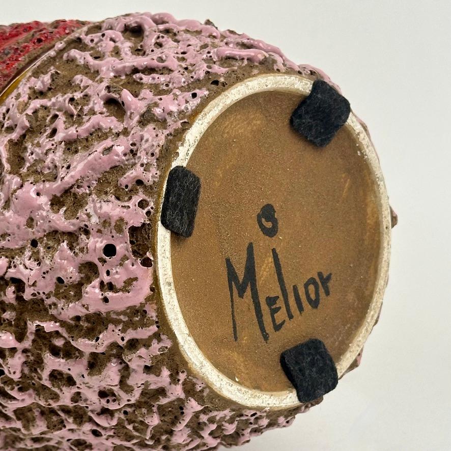 Ceramica Vaso in ceramica smaltata multicolore degli anni '60 con composizione floreale a graffiti di Melior in vendita