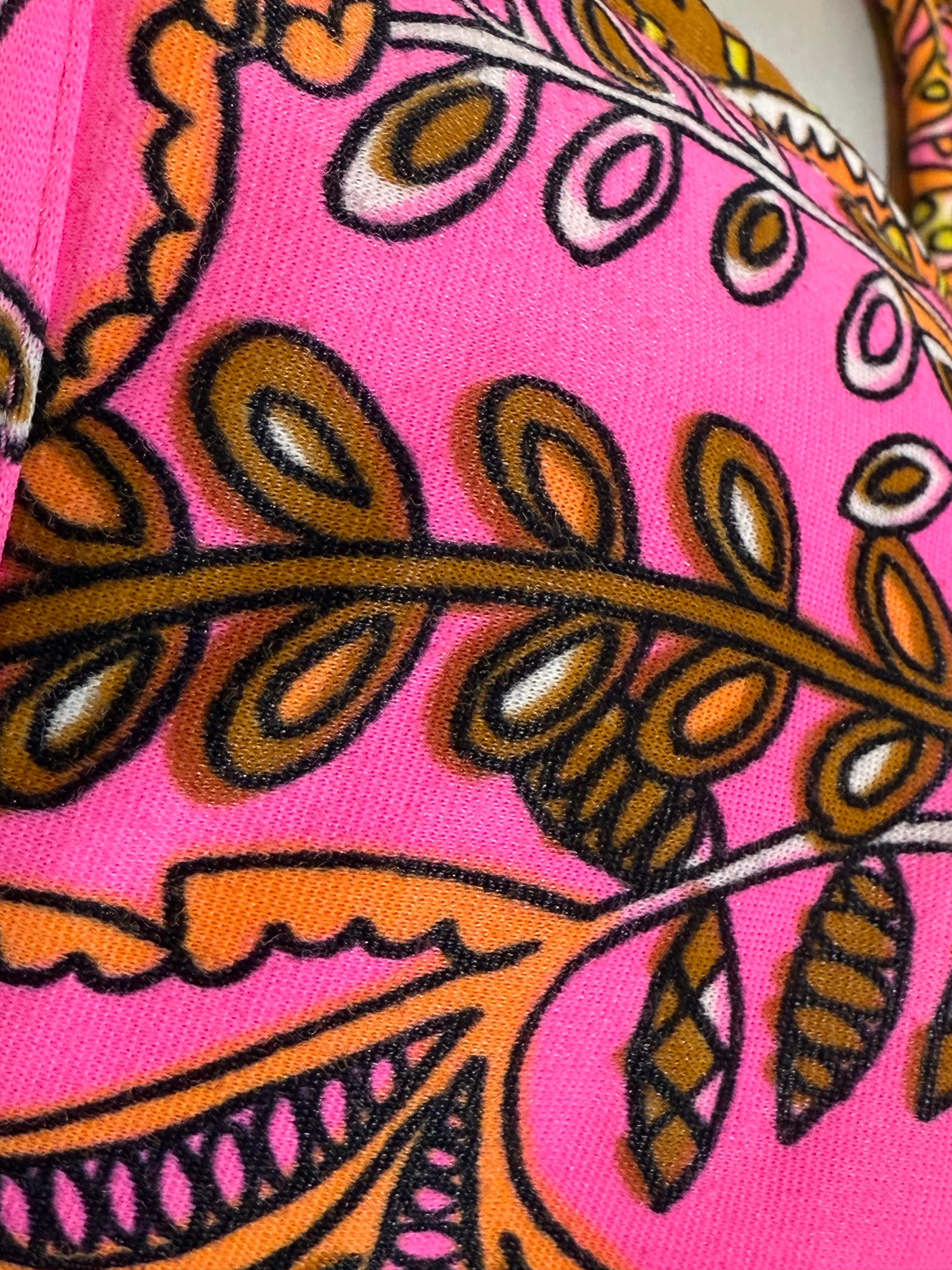 1960 Glenbrooke Pink & Orange Psychedelic Floral Mod Print Bikini Swim Top en vente 2