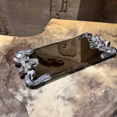 Plateau de coiffeuse miroir Godinger plaqué argent avec ruban victorien, années 1960