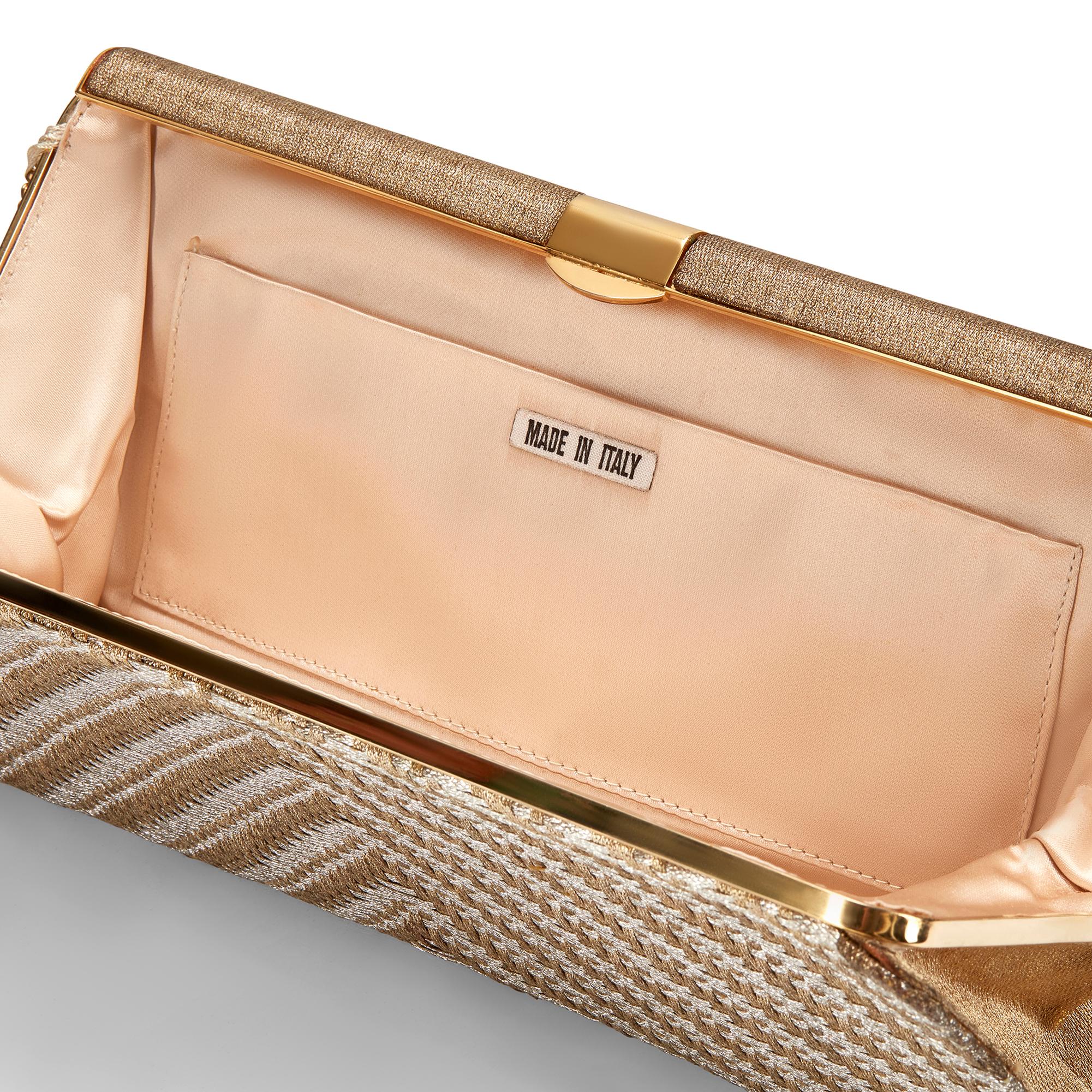 1960s Gold and Silver Metallic Woven Clutch Bag In Good Condition For Sale In London, GB