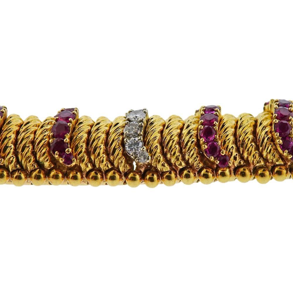 1960s Gold Diamond Ruby Bracelet In Excellent Condition For Sale In New York, NY