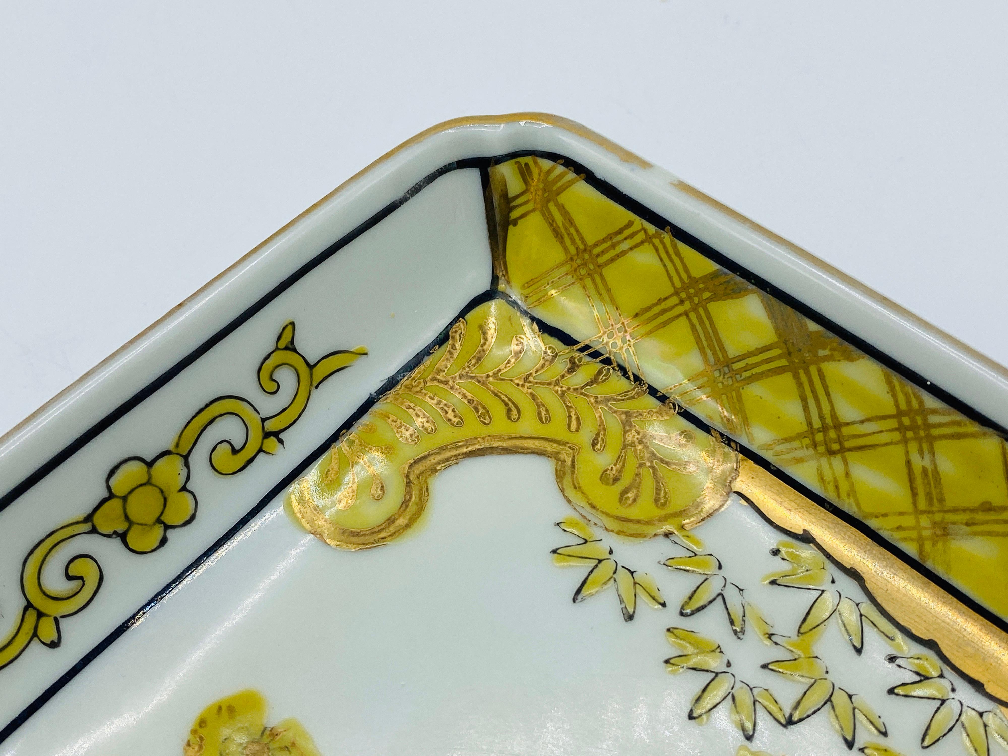 1960s Gold Imari Porcelain Catchall Dish 1