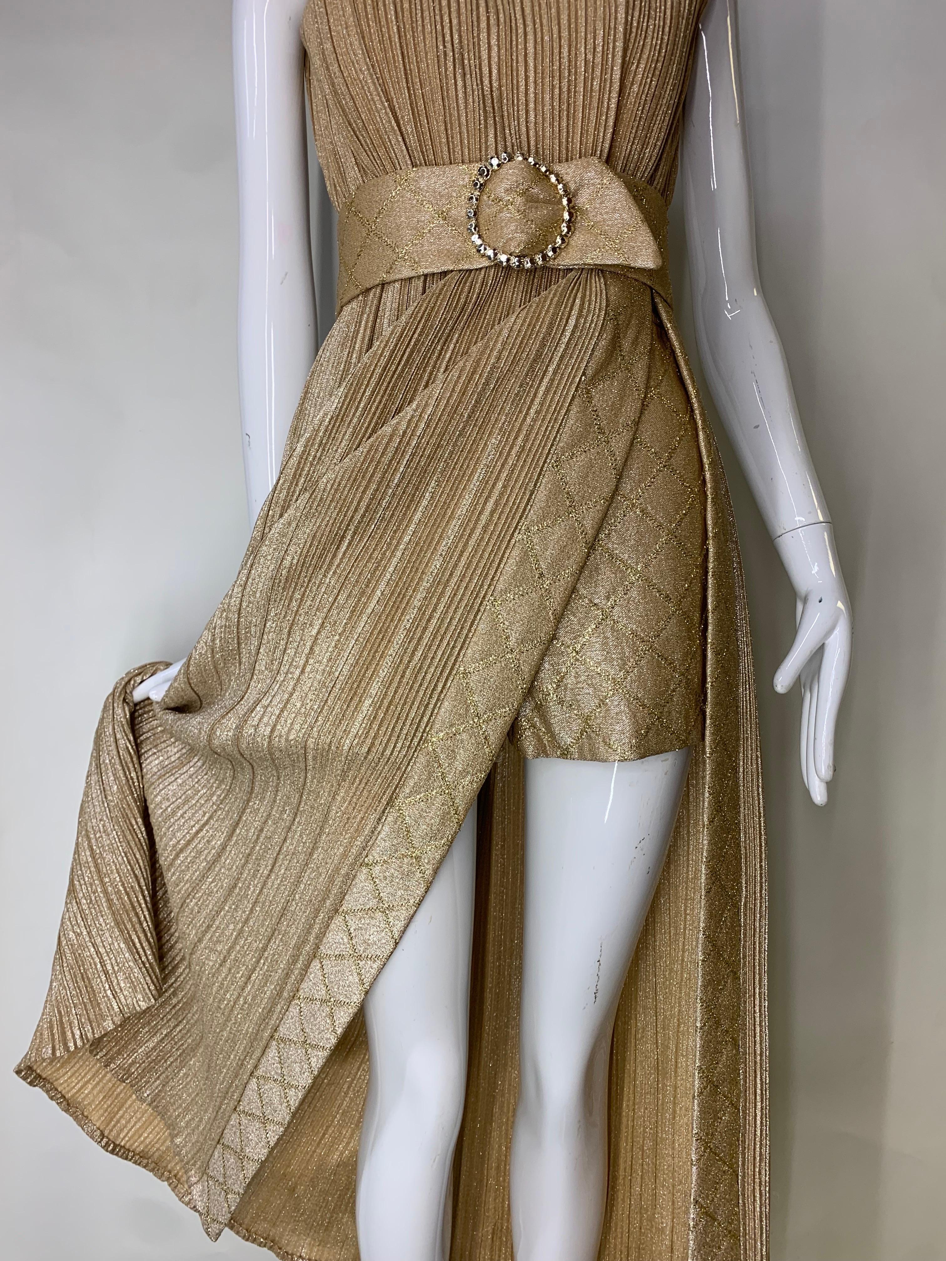 1960s Gold Lame Knit Tunic and Matching Quilted Lame Hot Pants Ensemble  In Excellent Condition In Gresham, OR